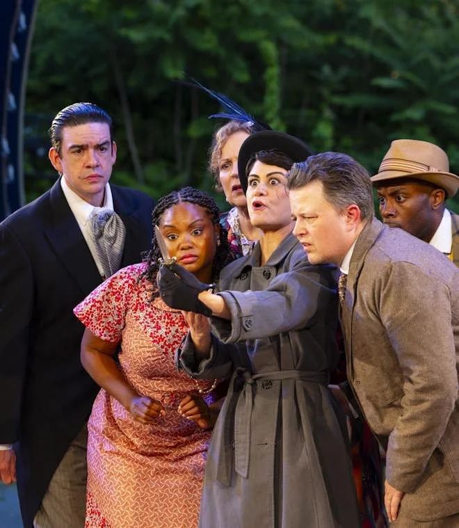 Like the movie Clue, the cast farcically move through the crime scene to discover the murder weapon. 