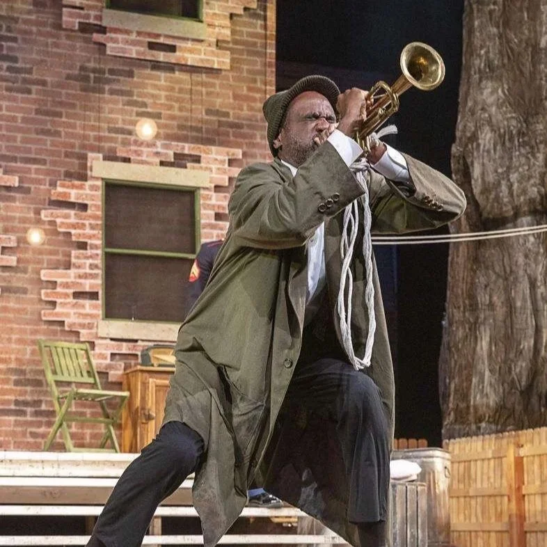 Gabriel opens the gates to let Troy in.