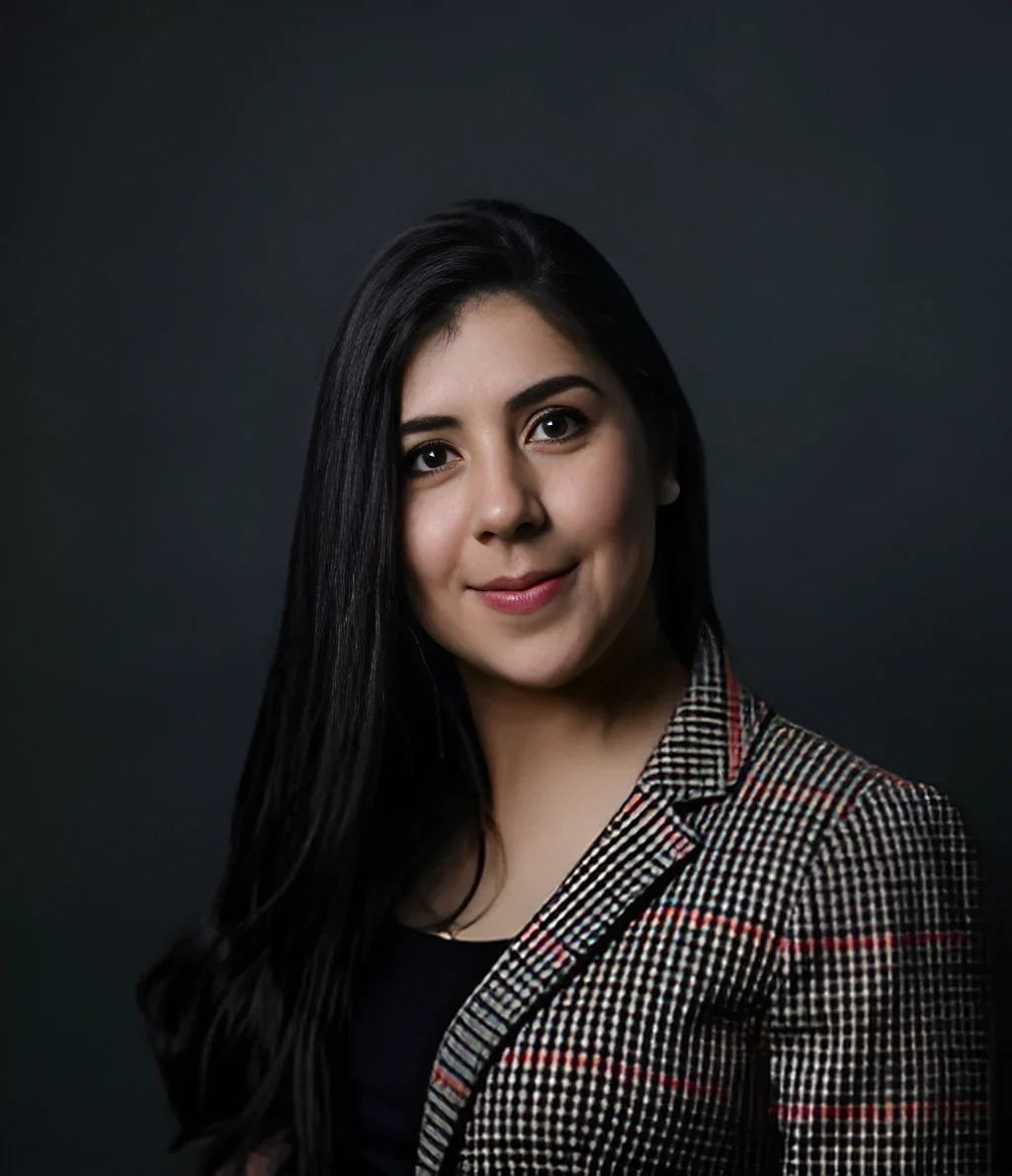 Cinthya Valladares, LCPC