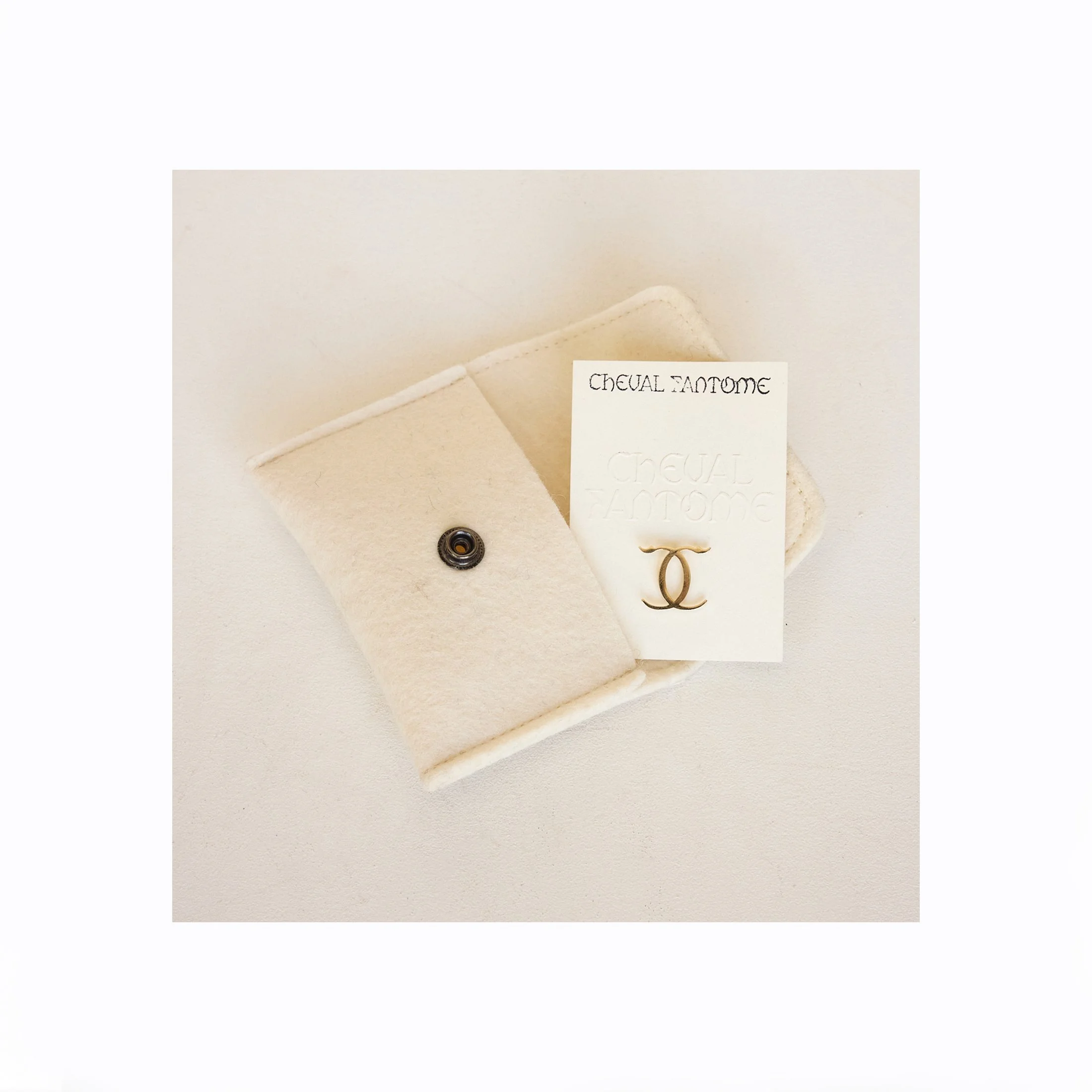 Cheval Fantome Product Hat Pin2.jpg