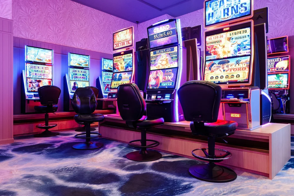 Gaming room seating, The Spinnaker