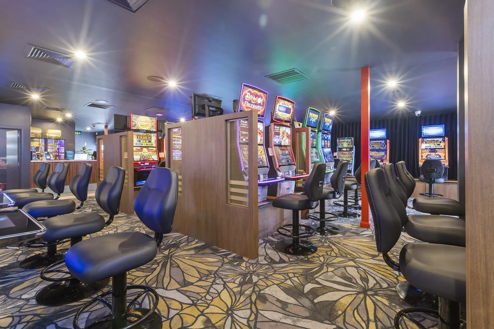 Gaming room seating, Railway Hotel