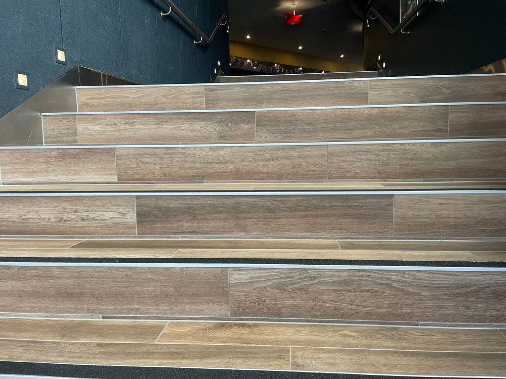 Tiled treads and risers, Runcorn Tavern