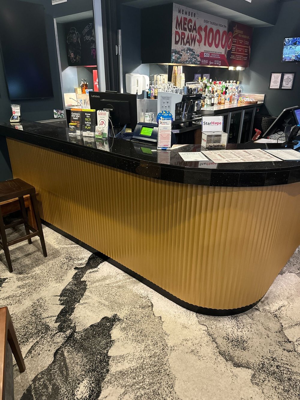 Curved bar, Aspley Hotel