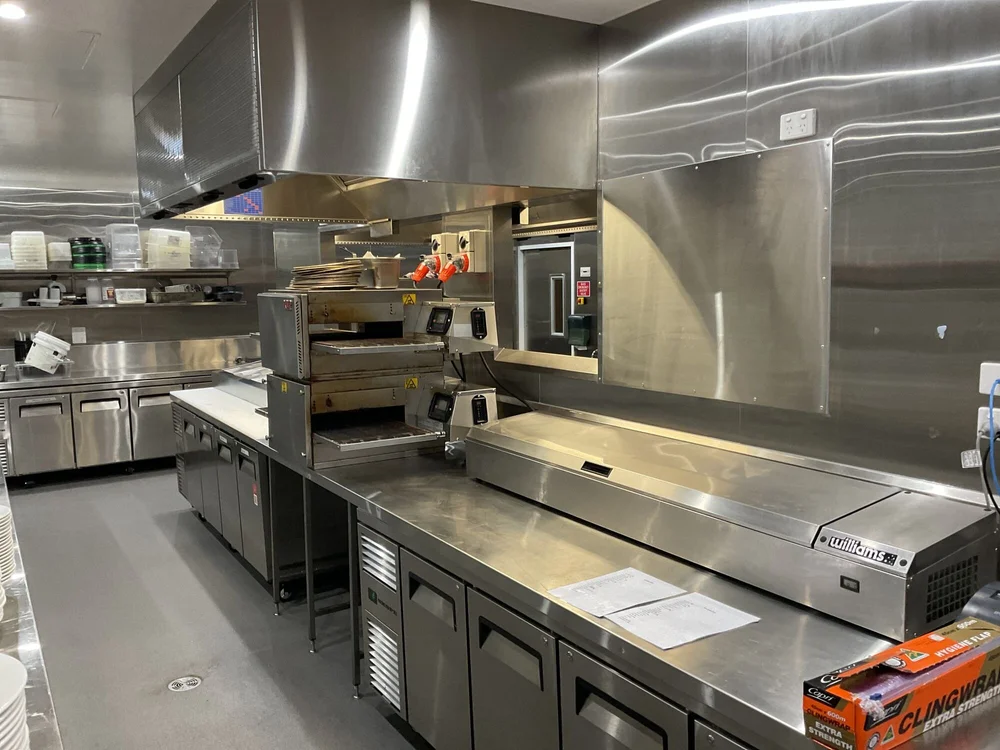 Custom stainless steel commercial kitchen, Railway Hotel