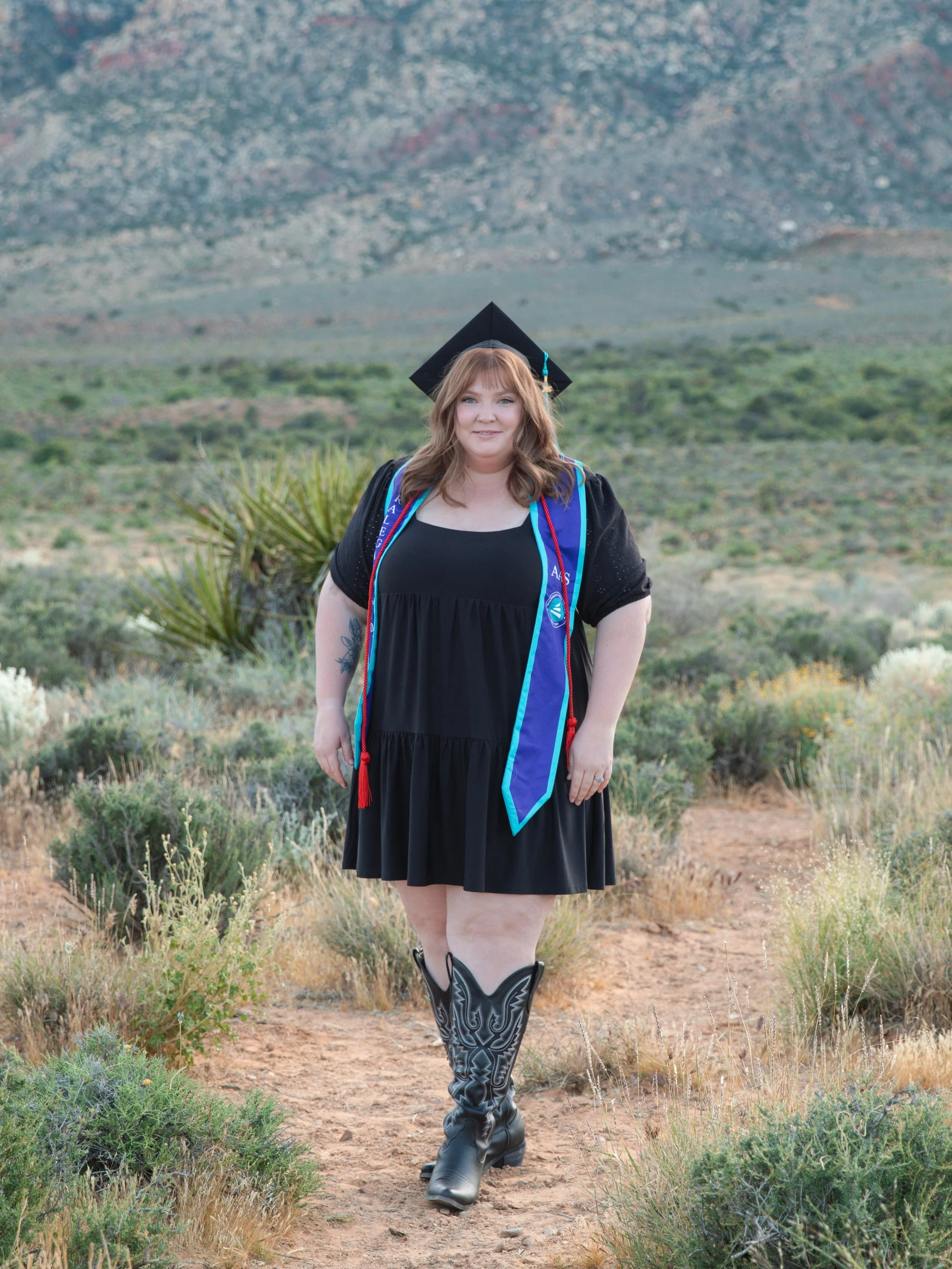 Congratulations Kayla! All the focus, dedication, &amp; hard work &mdash; you did it! 

#lasvegasphotography #lasvegasphotographer #graduation #graduation2026 #graduationphotoshoot