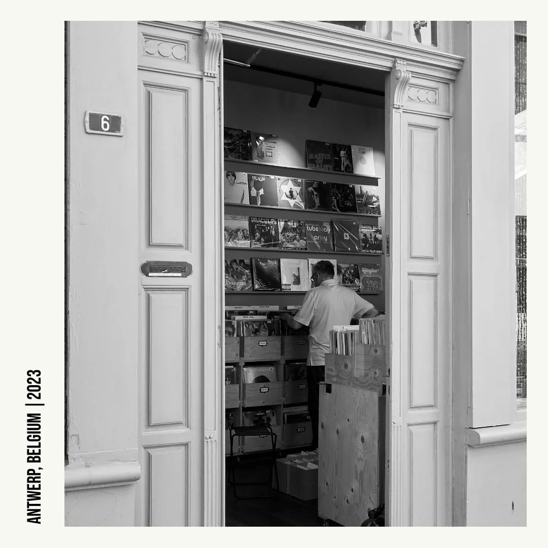 Antwerp, Belgium 🇧🇪 📷 2023. 

#streetphoto_bw #vinyl #belgium