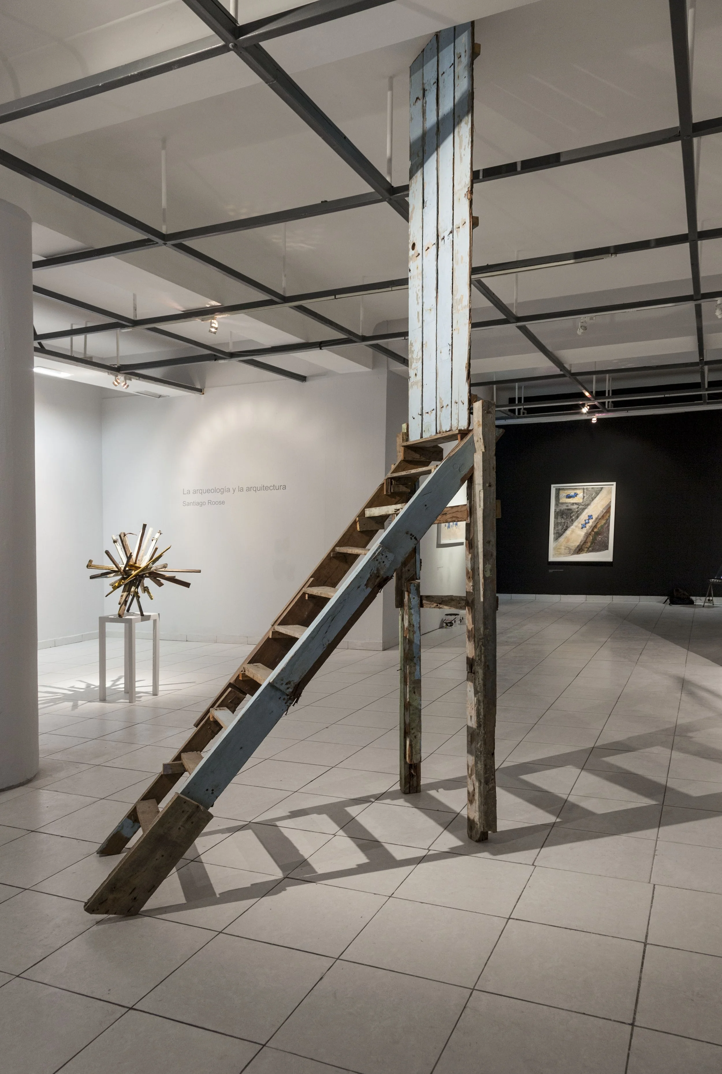 La Arqueología y la Arquitectura. Esculturas-extracto de infraestructura urbana. Santiago Roose, Sala Miró Quesada, Lima, 2013