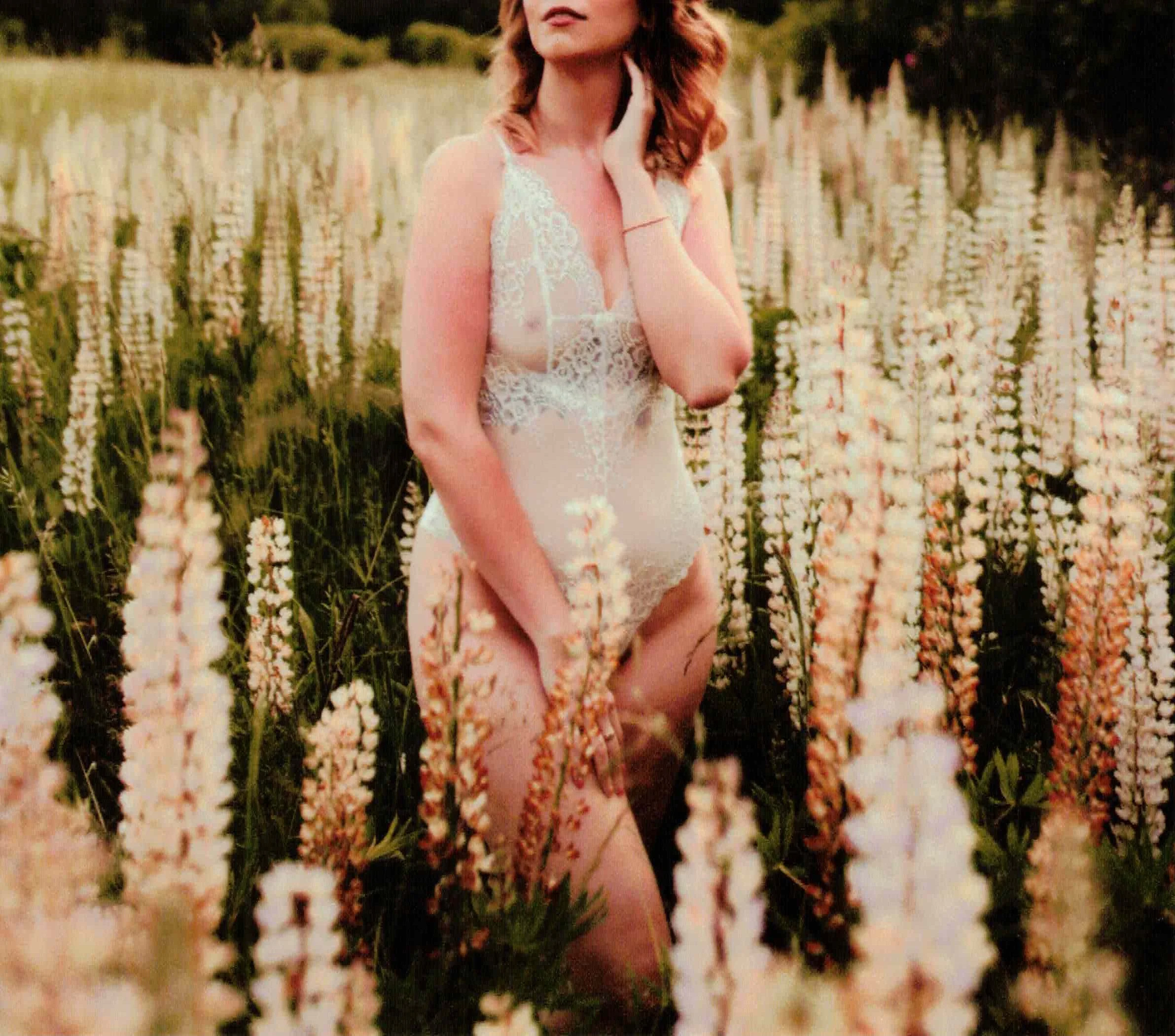 Field_Lingerie_01_crop.jpg