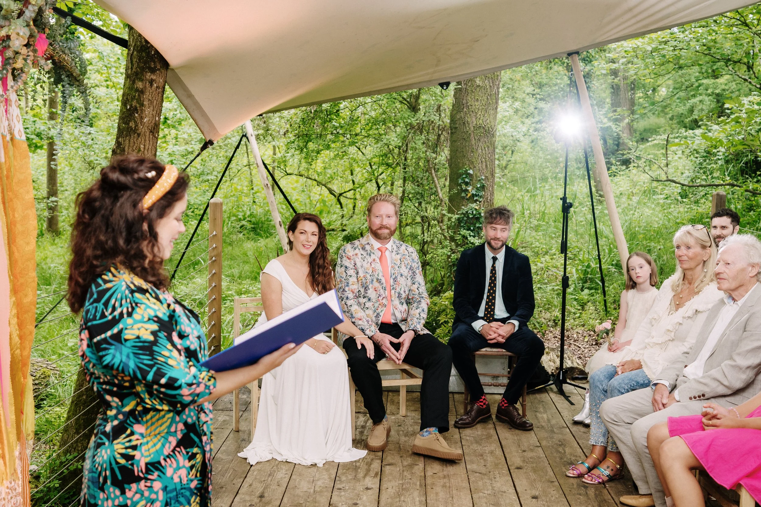 10 Unique Wedding Reading Ideas&nbsp;to Make Your Wedding Ceremony Yours