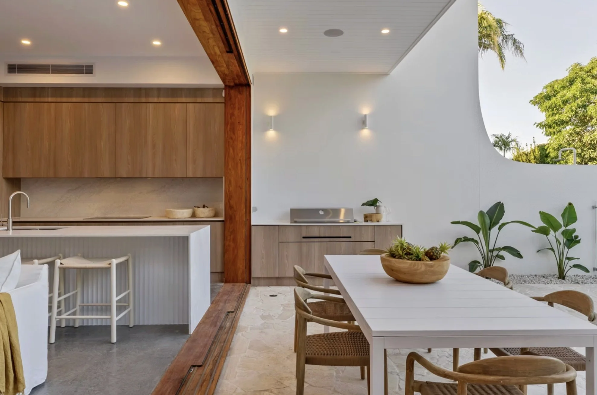 Indoor outdoor living - Sunshine Beach, Sunshine Coast, Noosa - Primo Property.