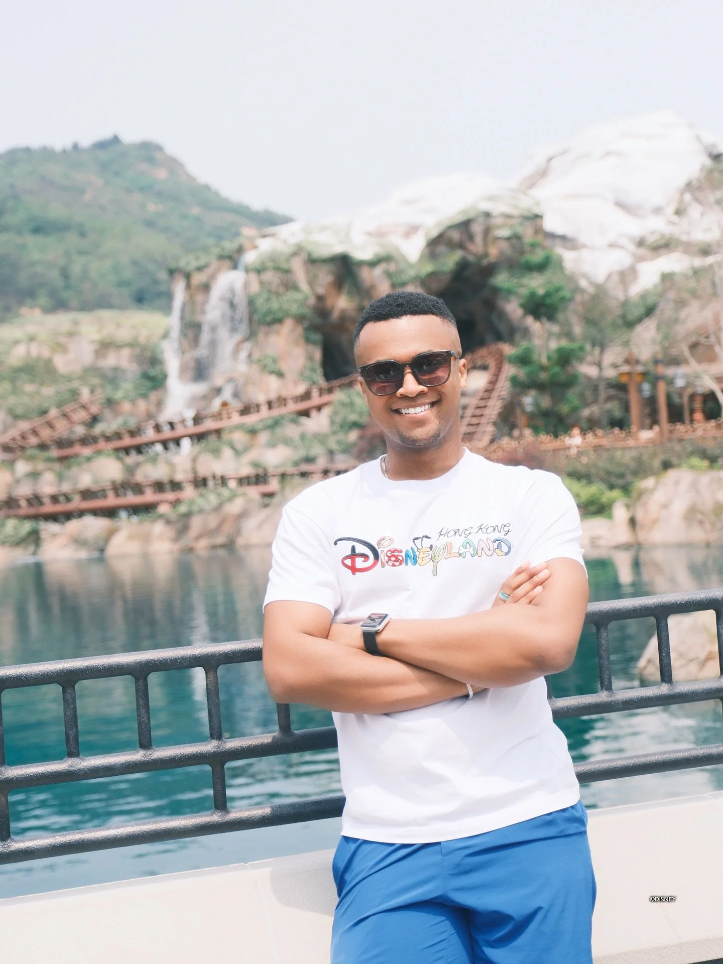 What&rsquo;s your favorite Disney park to visit? ✨
Drop a Comment Below ⬇️⬇️⬇️ 

📸: @hkdisneyland