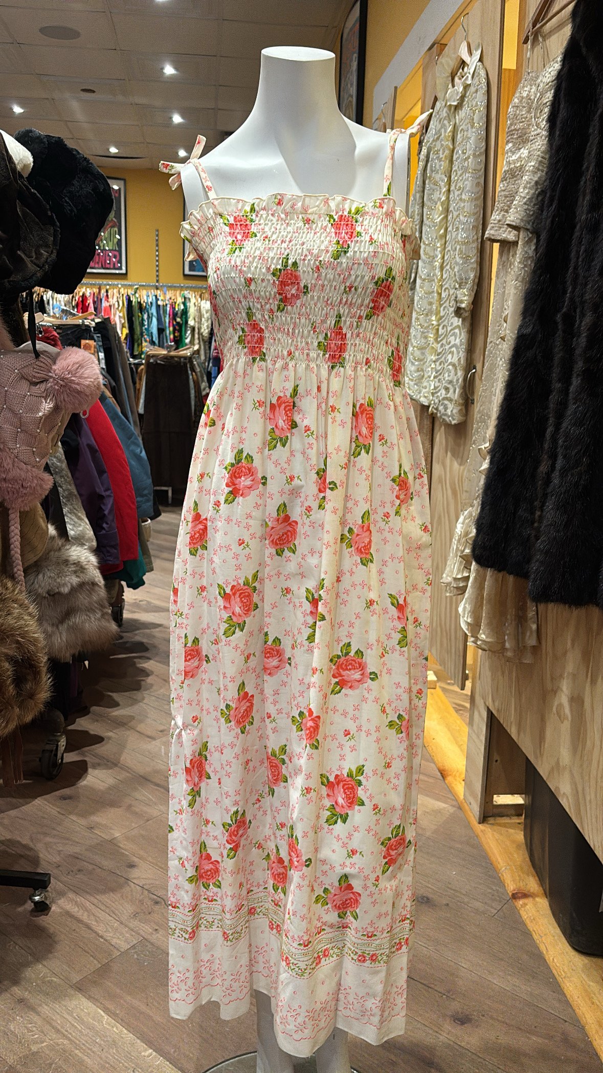 1970'S HANDMADE FLORAL SUMMER DRESS