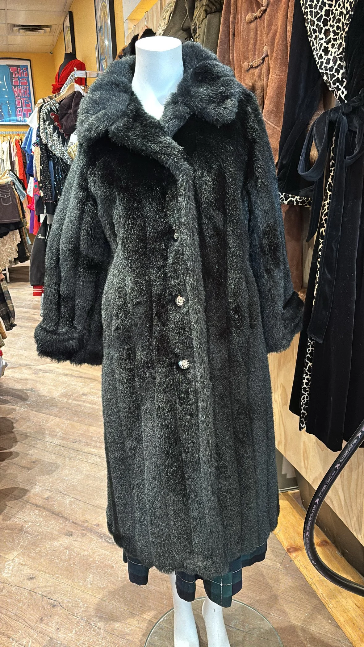 80'S V.I.PETITES FAUX FUR COAT