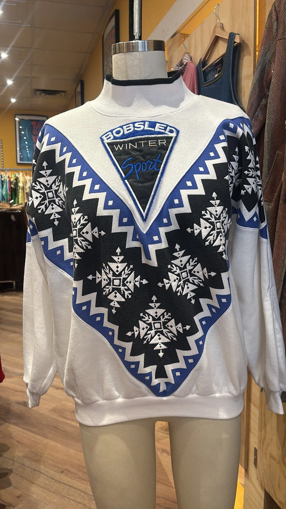 80'S BOBSLED WINTER SPORT PULLOVER