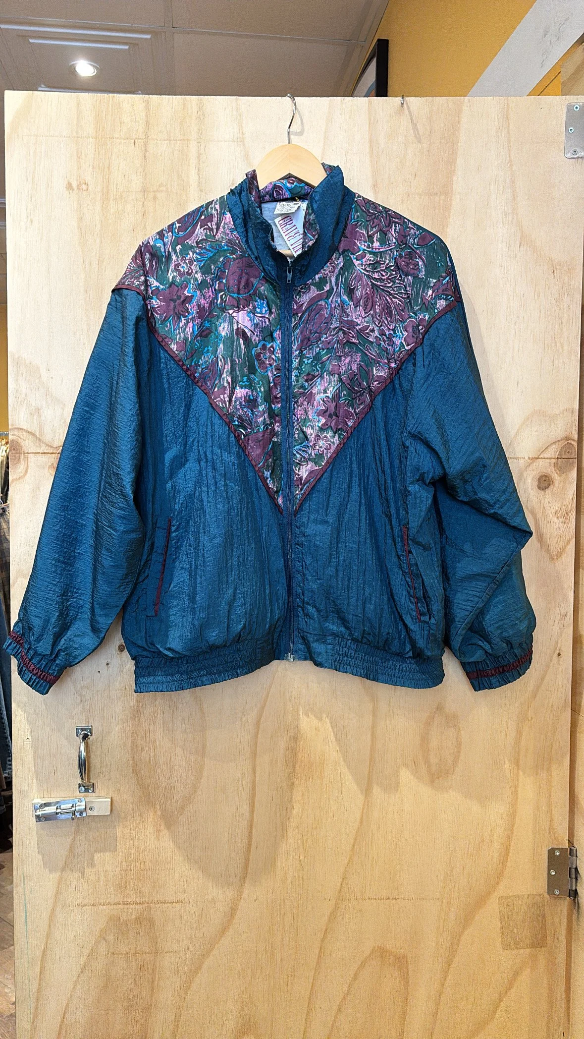 90S SECOND WIND WINDBREAKER