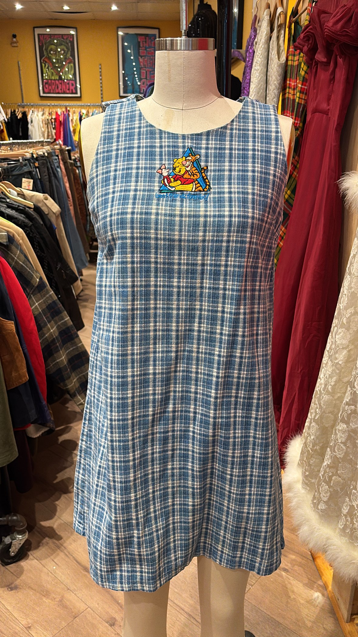 90'S WINNIE THE POOH DRESS