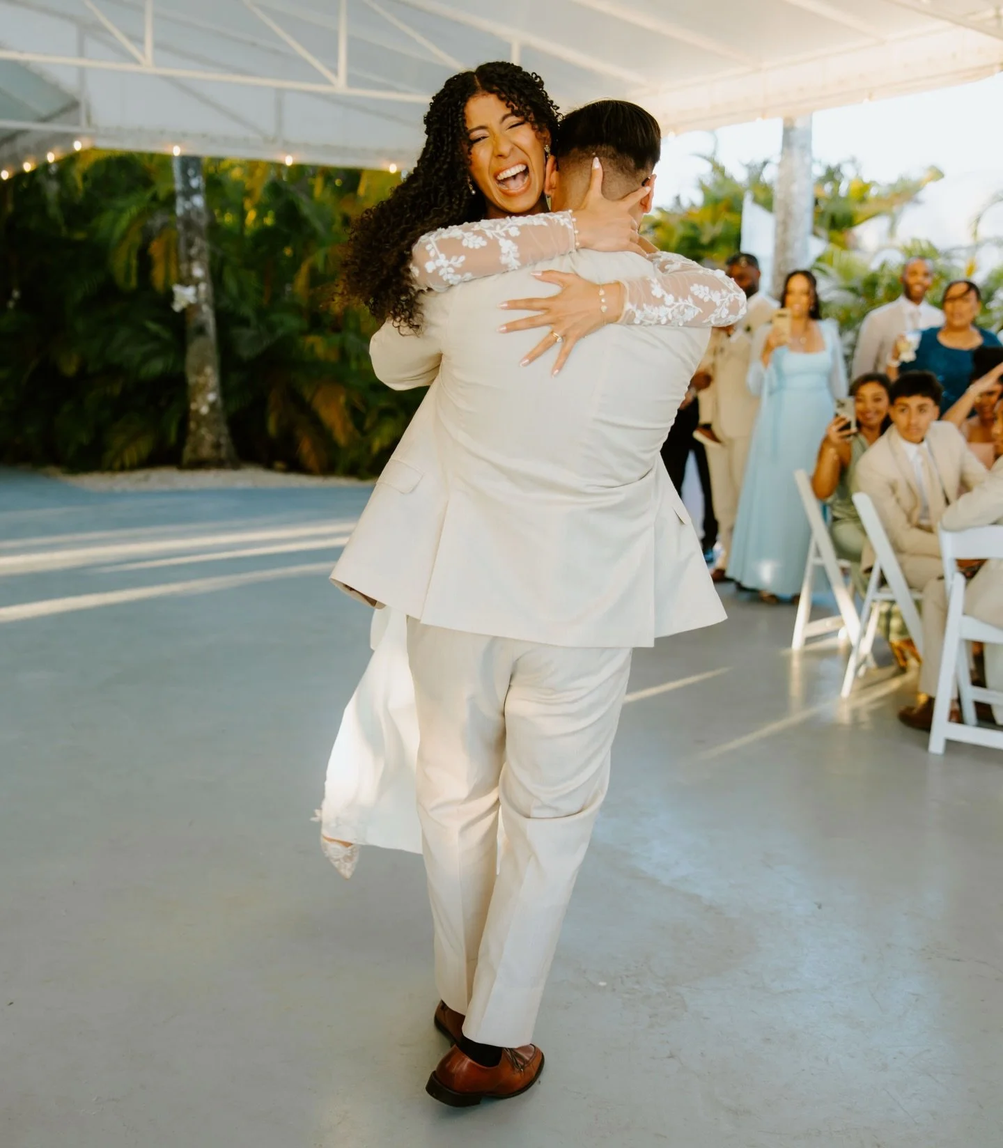 This is what it&rsquo;s all about

Planner: @samfernevents 
Photography: @rightupyouralliephoto 
Venue: @royalpalmestate_ 
Bar &amp; service staff: @staffsquad 
Flowers: @flowersandservices 
Videography: @the_allens_ 
DJ, lighting &amp; sound: @djwil