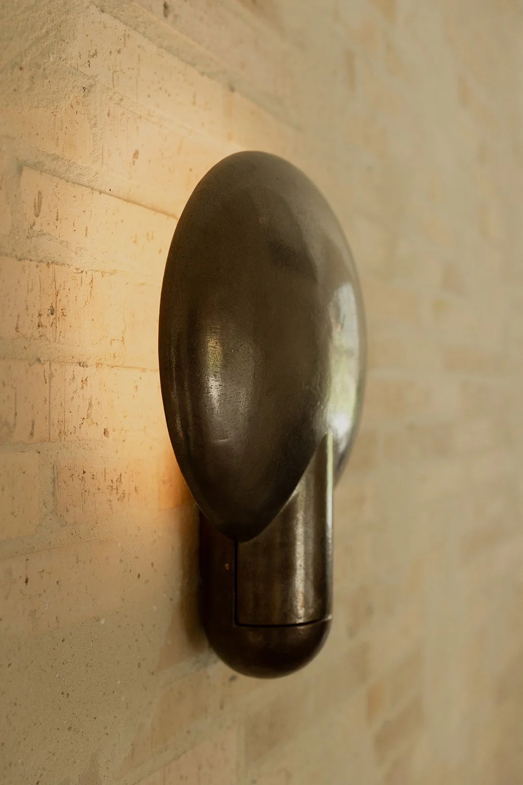 Feature lighting in a Diemarco-built home.