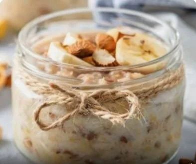 SALTED CARAMEL OVERNIGHT OATS - CALORIES:488 / P:36g F:12g C:60g