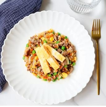 TURKEY FRIED RICE WITH A TWIST - CALORIES:401 / P:45g F:22g C:15g