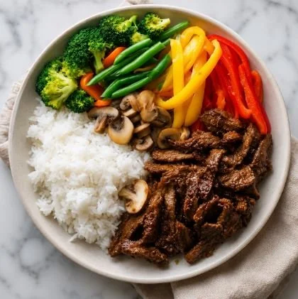 BEEF BULGOGI WITH VEGGIES &amp; RICE - CALORIES: 506 / P:44g F:16g C:46g