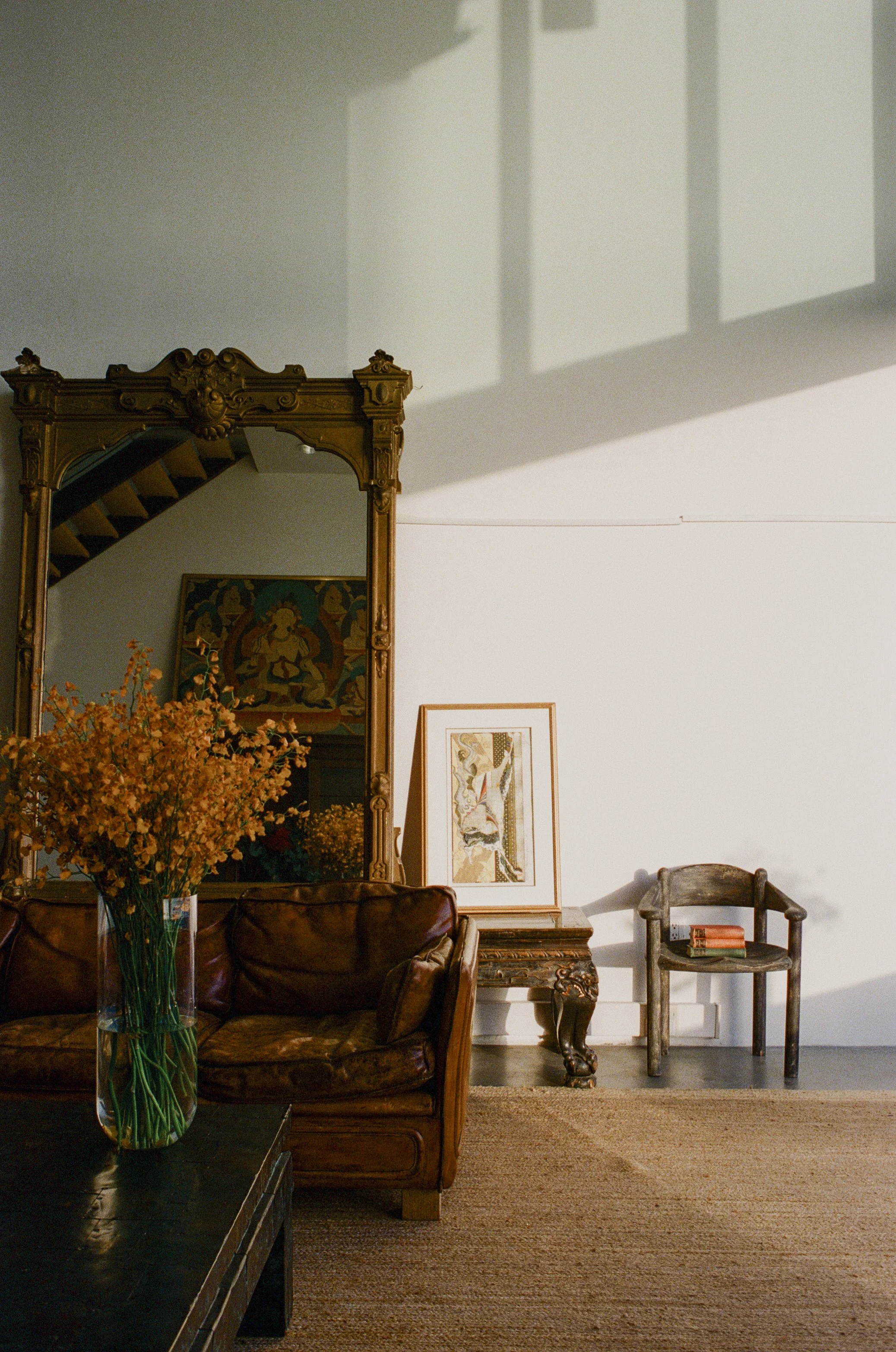 loft-2-dining-area-antique-mirror-venice-beach.jpg