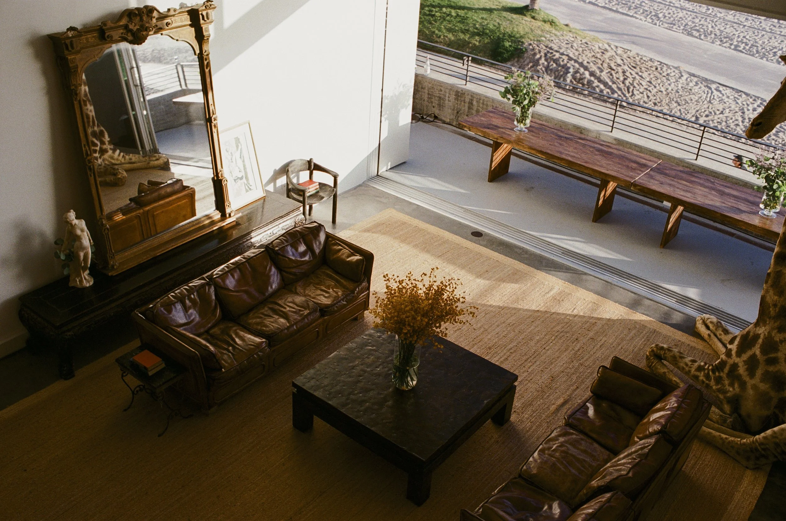 loft-2-communal-bench-seating-venice-beach.jpg