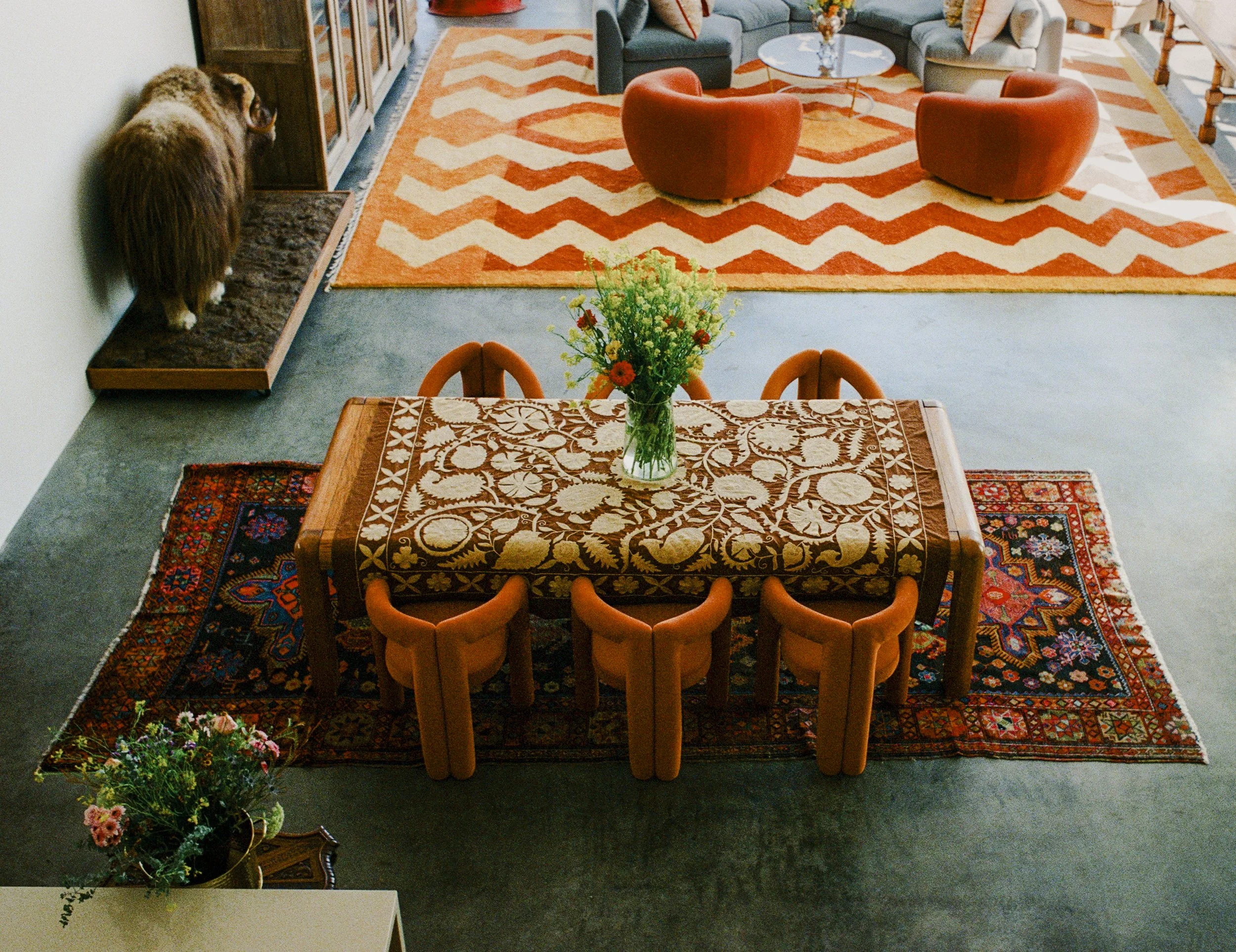 loft-4-dining-tables-set-venice-beach.jpg