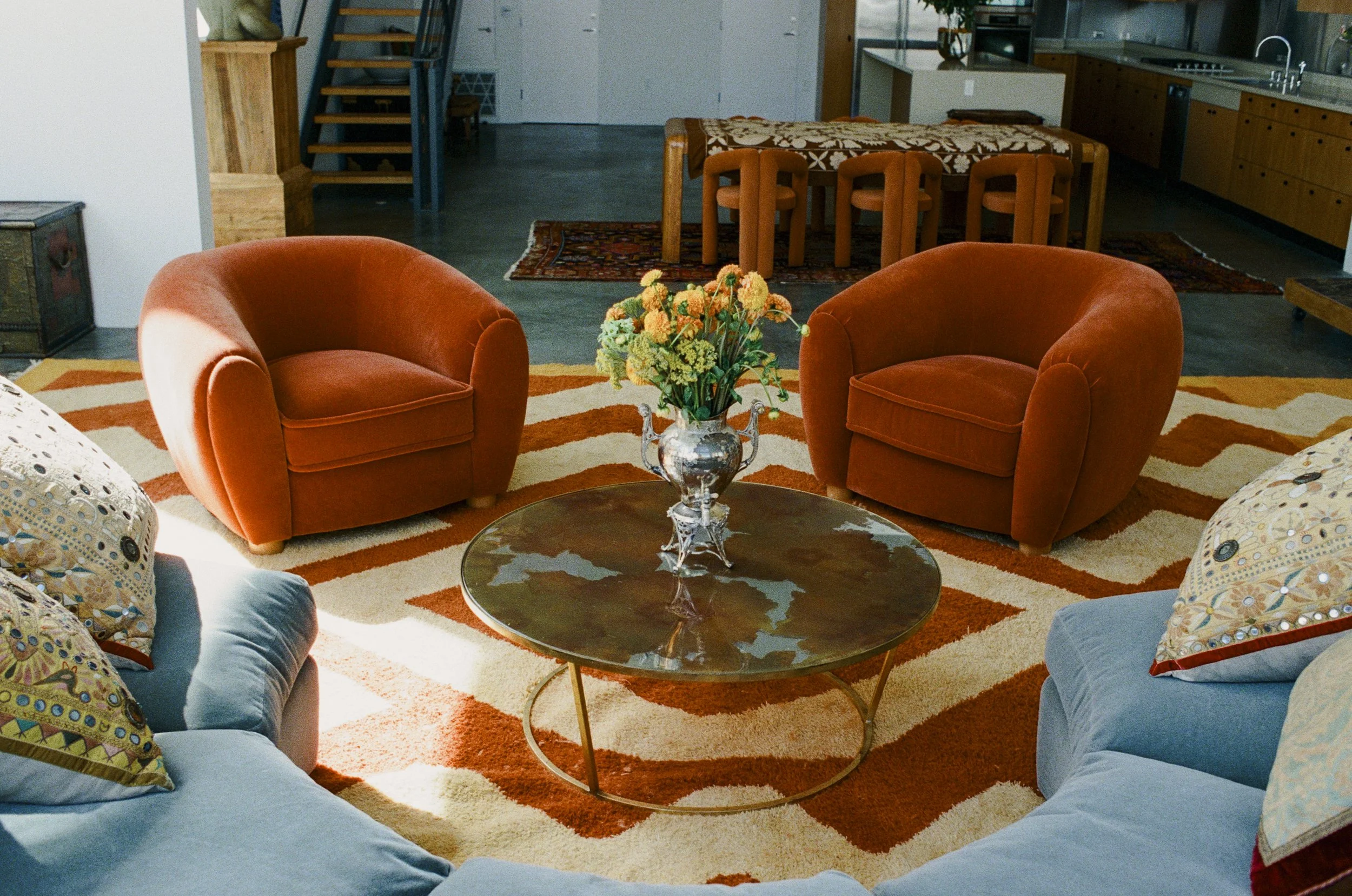 loft-4-orange-chairs-round-tables-venice-beach.jpg