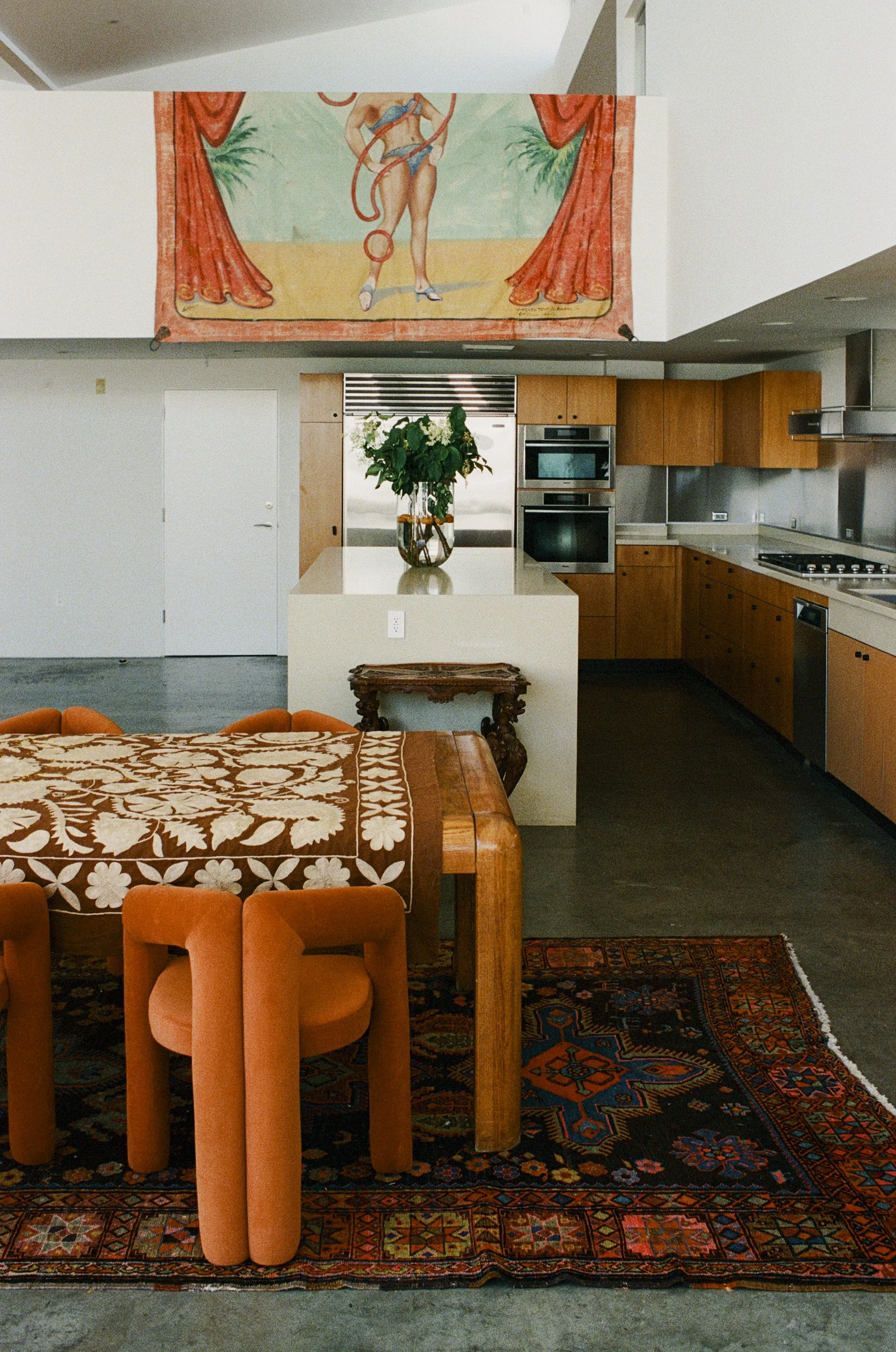 loft-4-kitchen-dining-orange-venice-beach.jpg