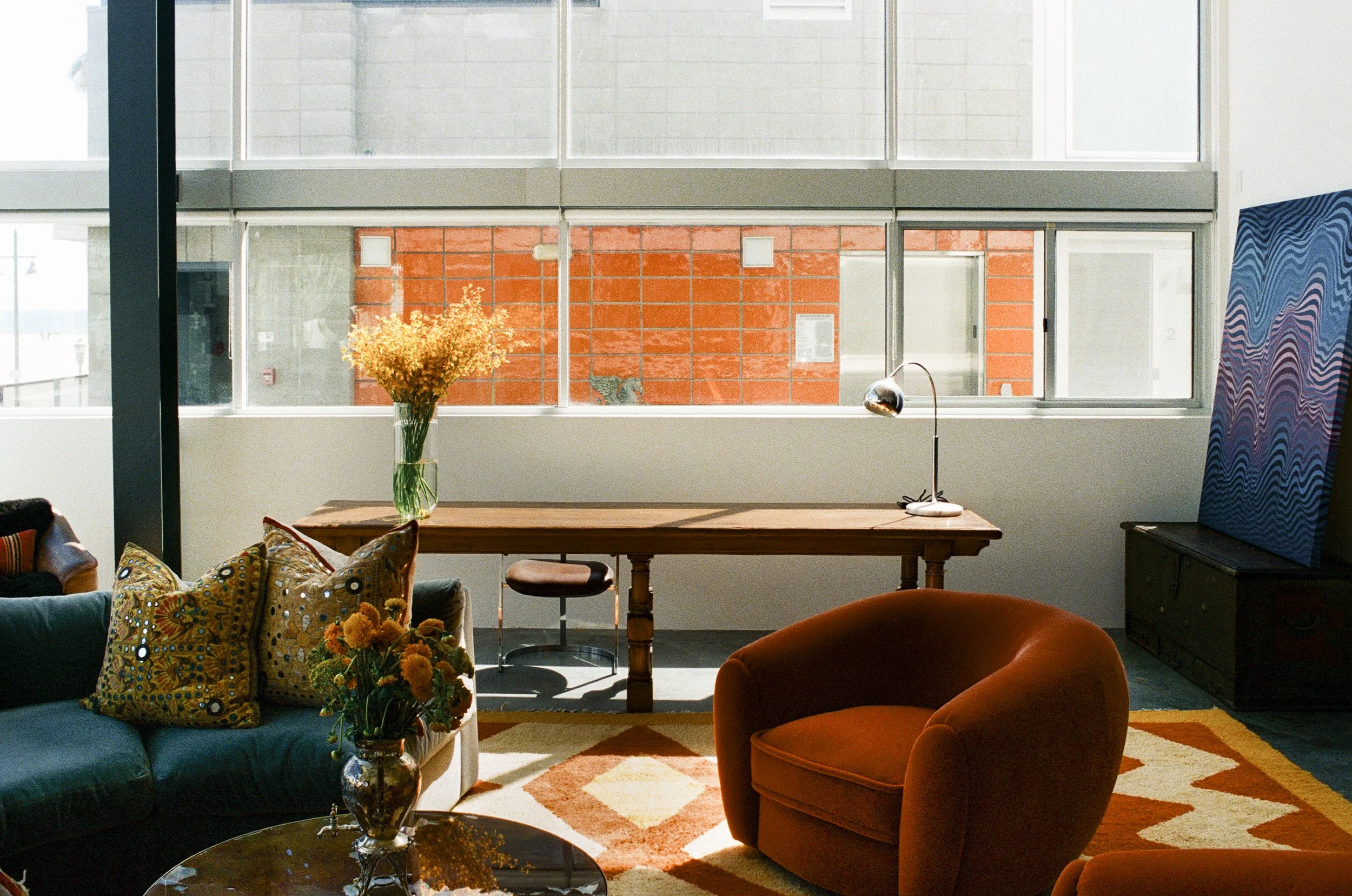 loft-4-open-living-orange-accent-wall-venice-beach.jpg