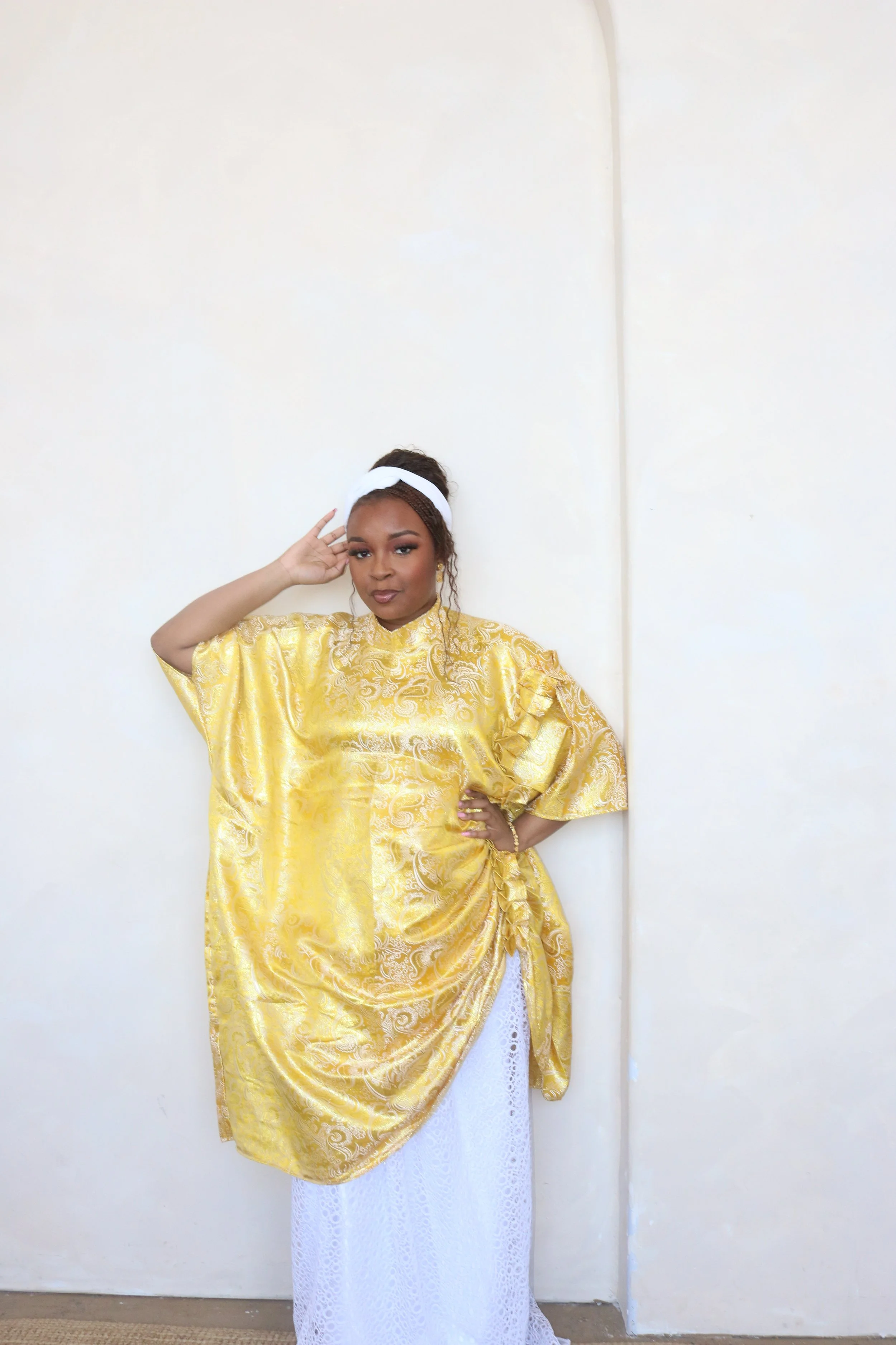 GOLDEN BROCADE BOUBOU