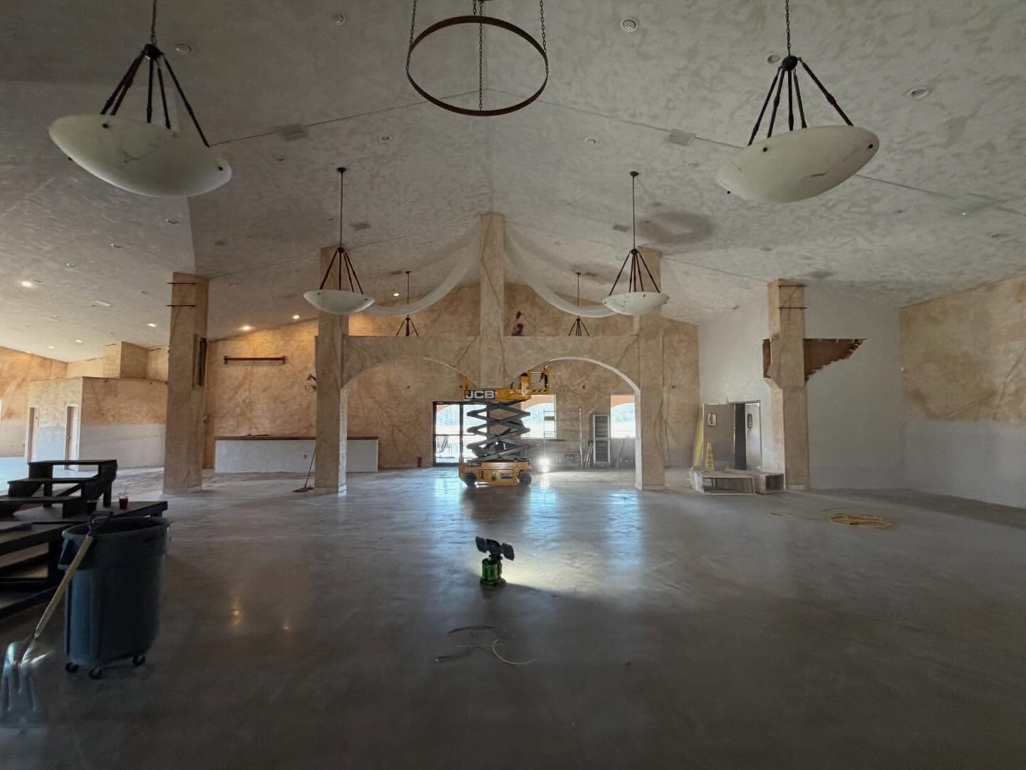 Progress over here&hellip; and yes, the archways are coming down.

I know this one might get some reactions. I can already hear the &ldquo;wait&hellip; are you sure?&rdquo; conversations happening. And I get it. When something has been part of a spac