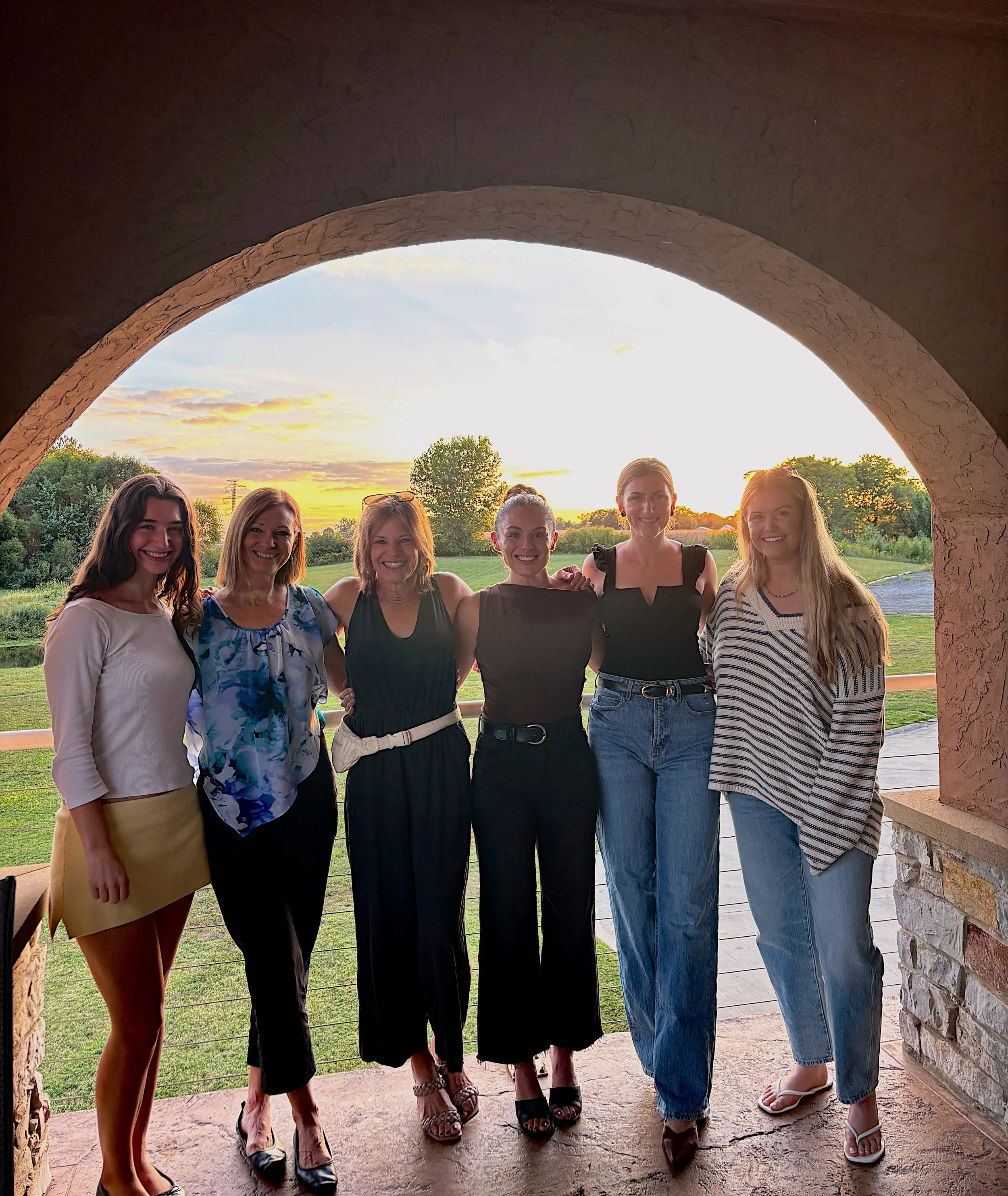 Did you miss us? Because we missed you!🤎

Ravenly Live is back Thursday, October 8th with live music, good food, and a night out on the Upper Terrace from 4-9pm!

📍 Ravenly Events &amp; Venue
Outside on our Upper Terrace
6633 E Main St, Maryville, 