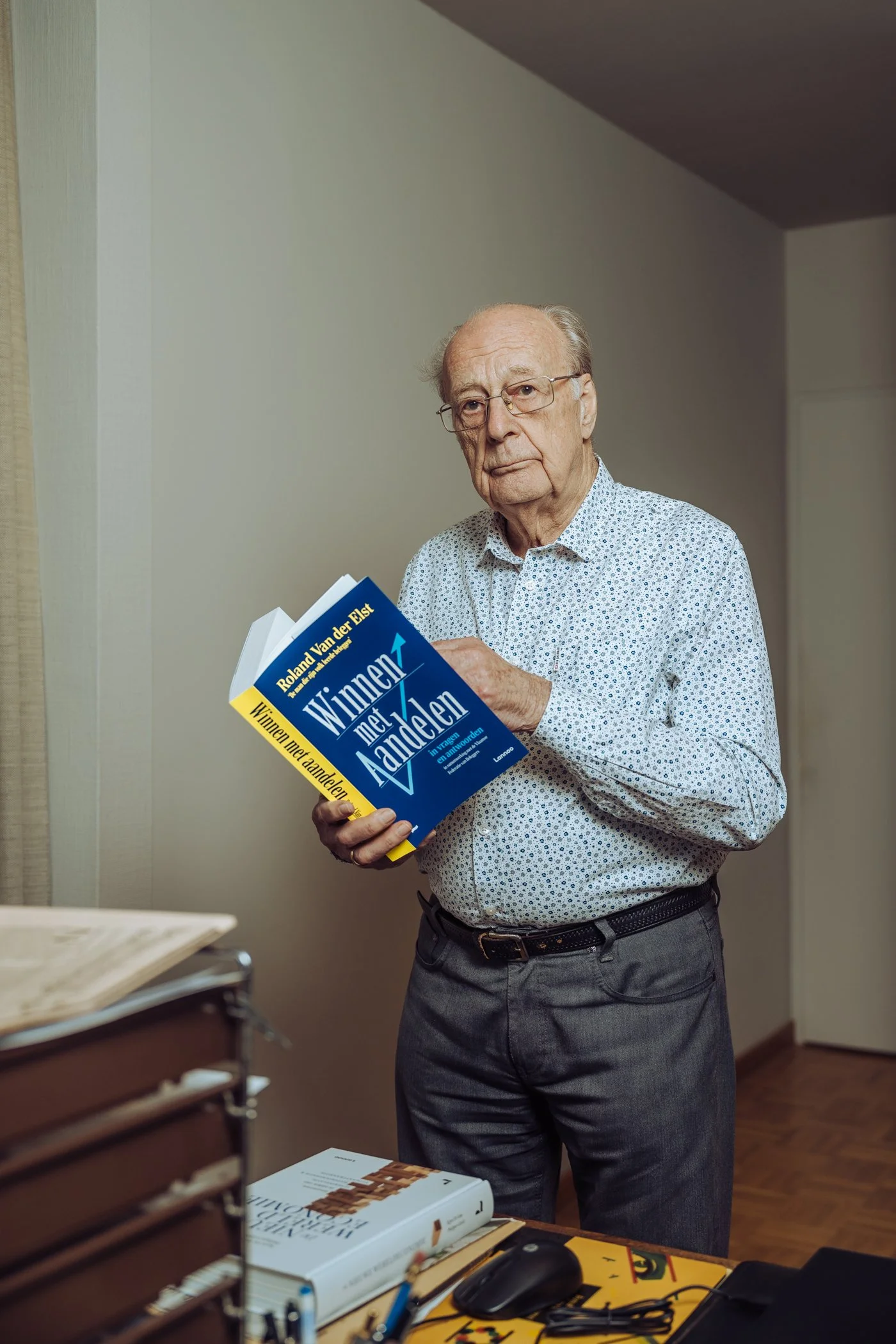 De man die zijn volk leerde beleggen, Roland Van der Elst