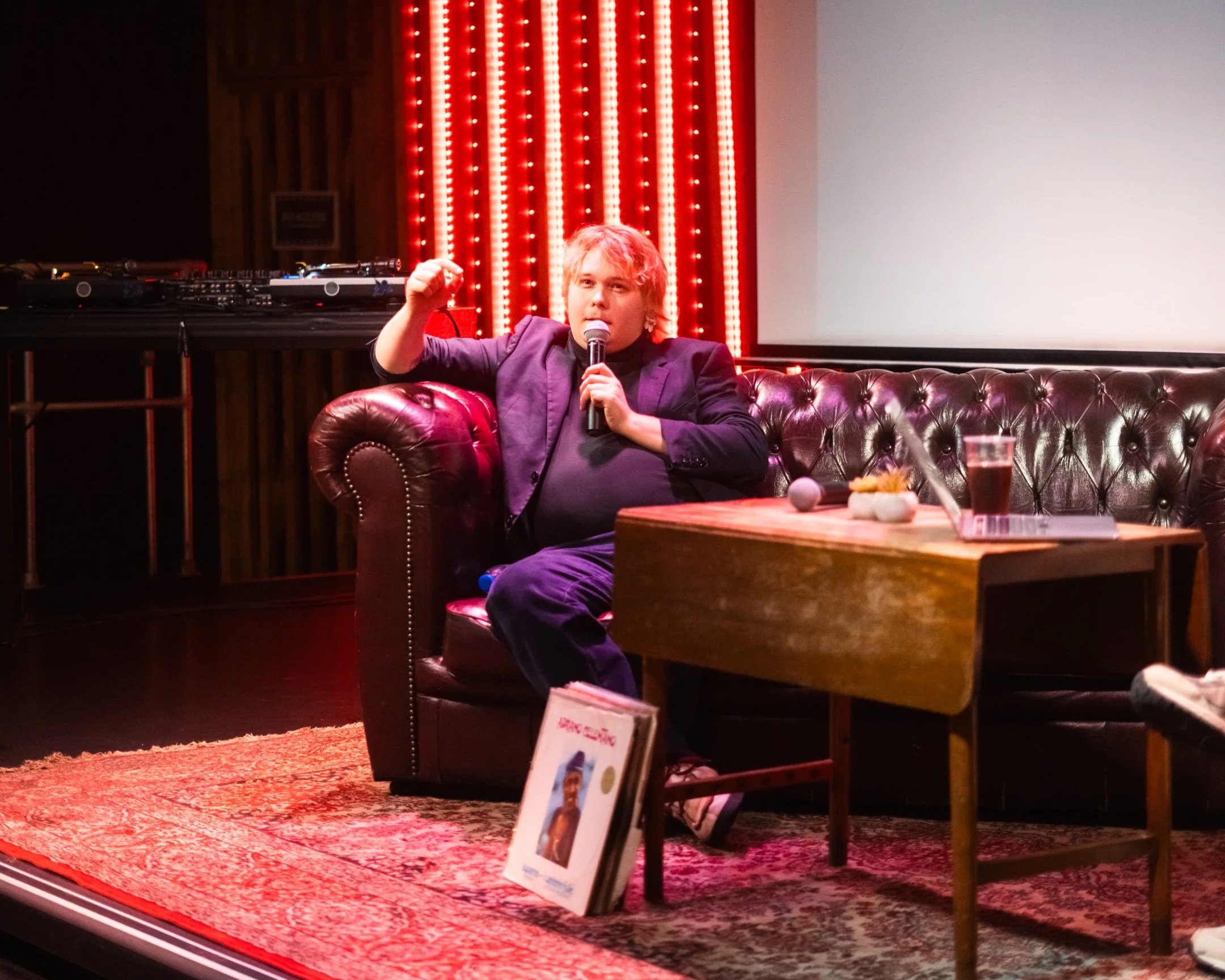 Sigurd 19/12/24
DJ TALK 1 m. Emil Degner, Mai Shaarup, Boogie Rookie, JVC og DJ Ary