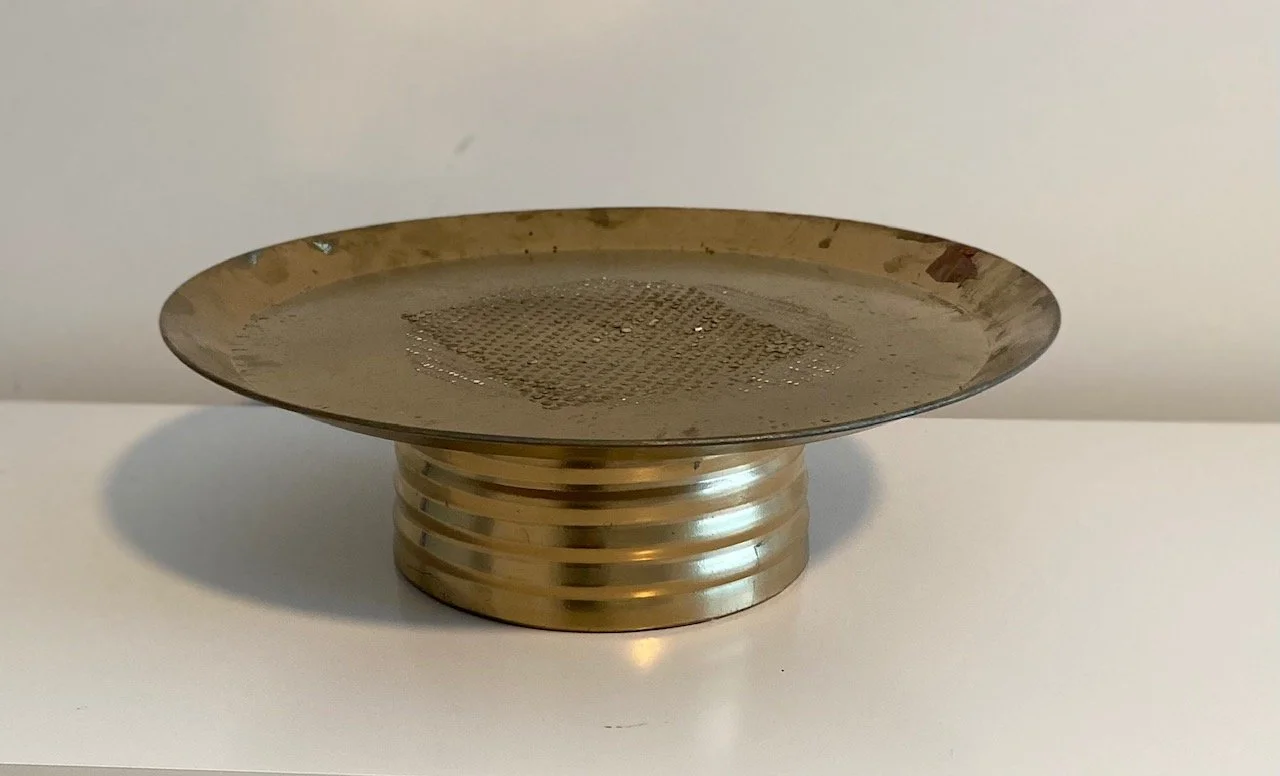 Rustic gold cake stand, fits 29 cm diameter cake