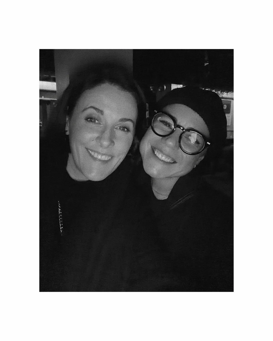 Life lately &hearts;️

The past few weeks have been filled with lots of love and loss, particularly with the passing of Emilly's sweet granny, Madalena.

We're enjoying this quieter part of the season, quality time with family on weekends and long da