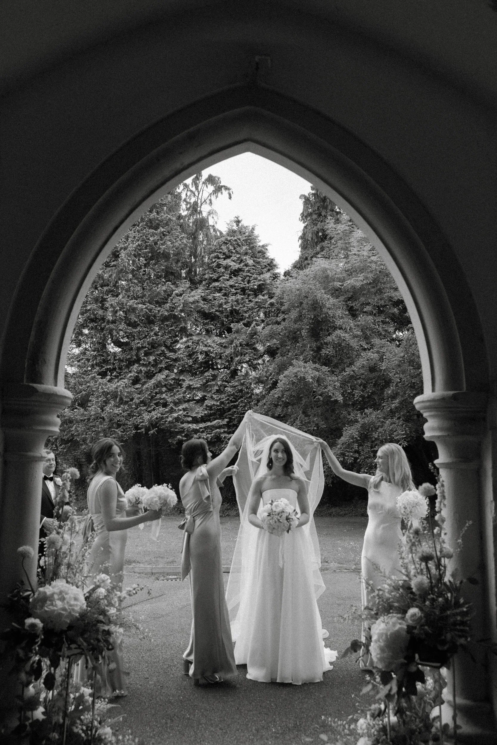 AOIFE & EMILLY NONFICTION LOVE WEDDING PHOTOGRAPHER JUDE & VALENTINE -181.jpg