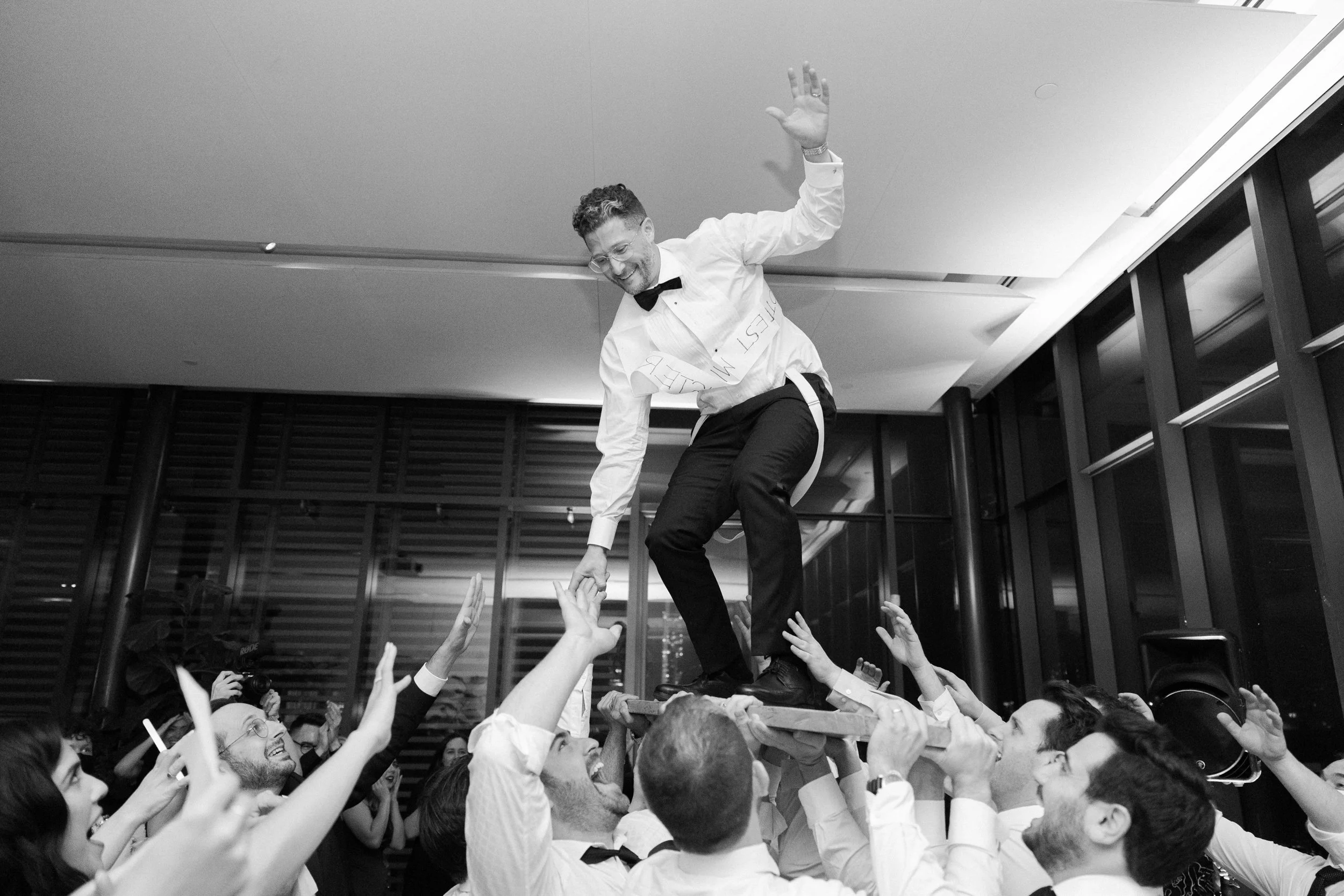 AOIFE & EMILLY NONFICTION LOVE WEDDING PHOTOGRAPHER JUDE & VALENTINE -188.jpg