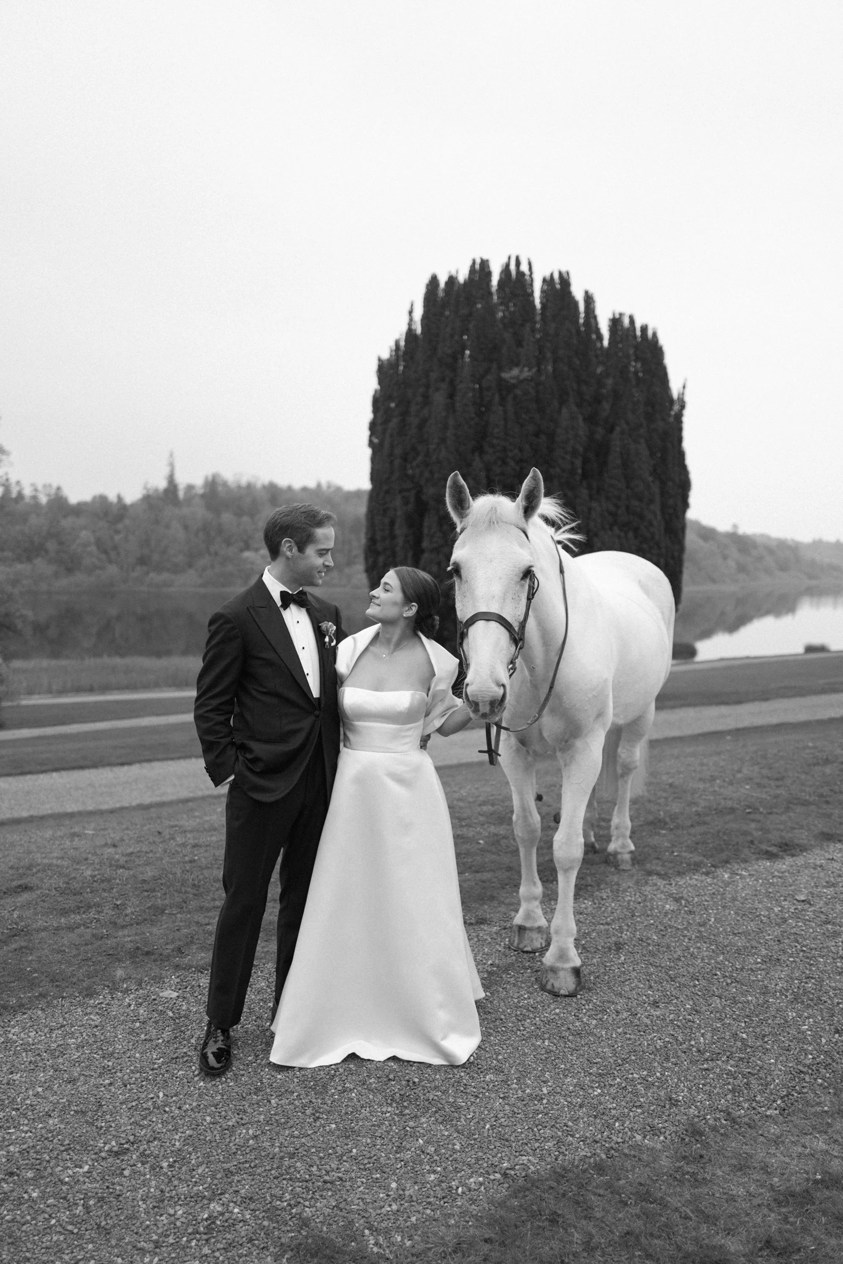 AOIFE & EMILLY NONFICTION LOVE WEDDING PHOTOGRAPHER JUDE & VALENTINE -8.jpg