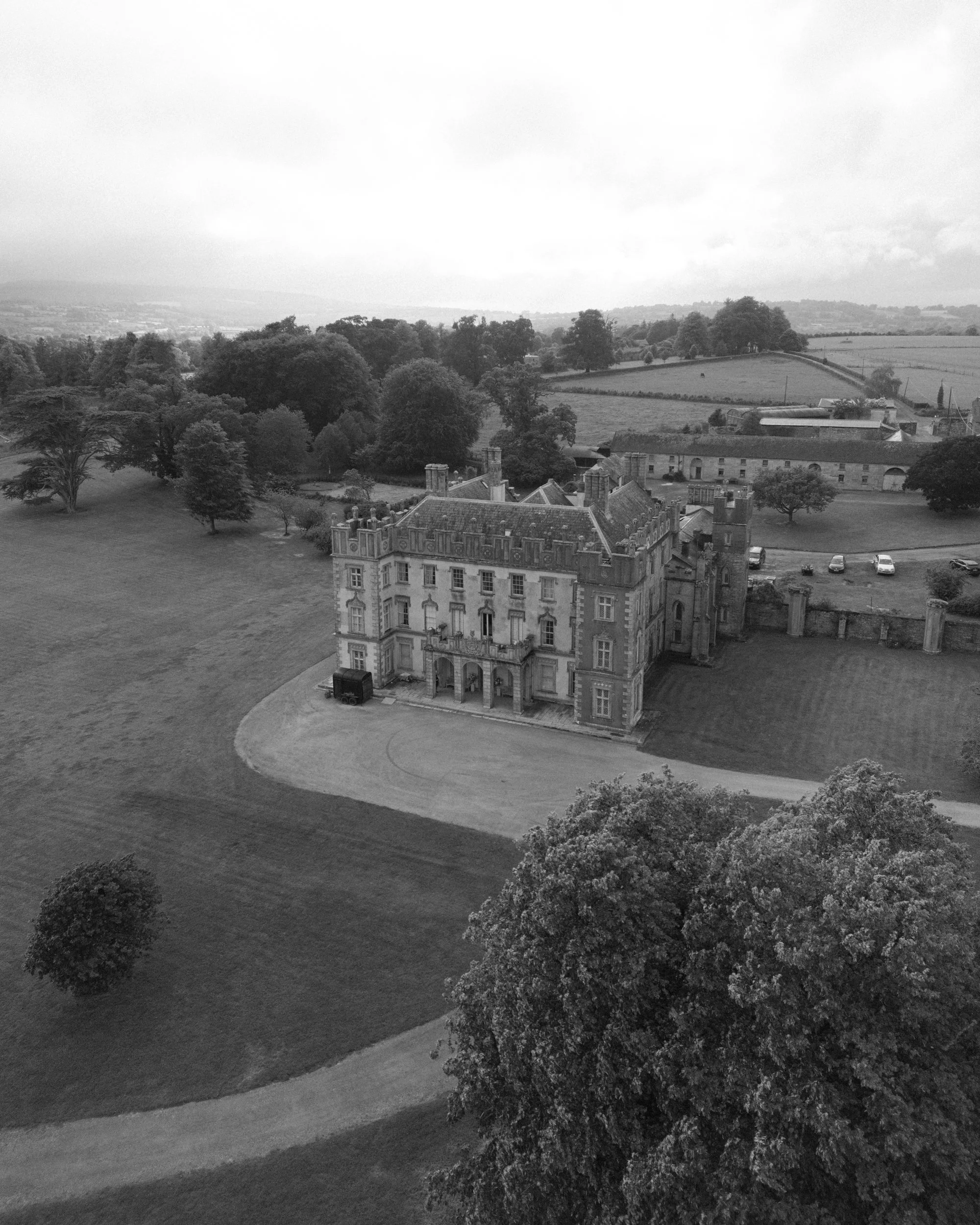 AOIFE & EMILLY NONFICTION LOVE WEDDING PHOTOGRAPHER JUDE & VALENTINE -30.jpg