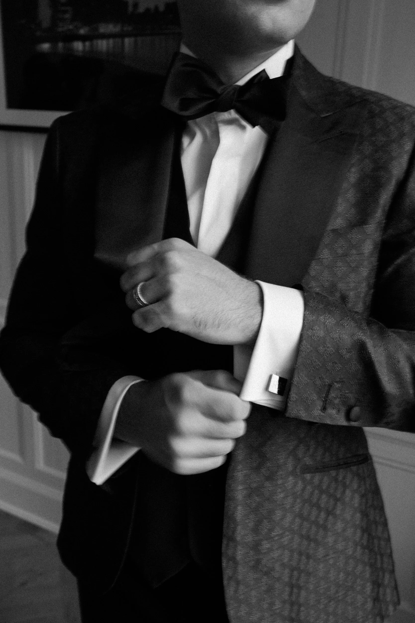 AOIFE & EMILLY NONFICTION LOVE WEDDING PHOTOGRAPHER JUDE & VALENTINE -176.jpg