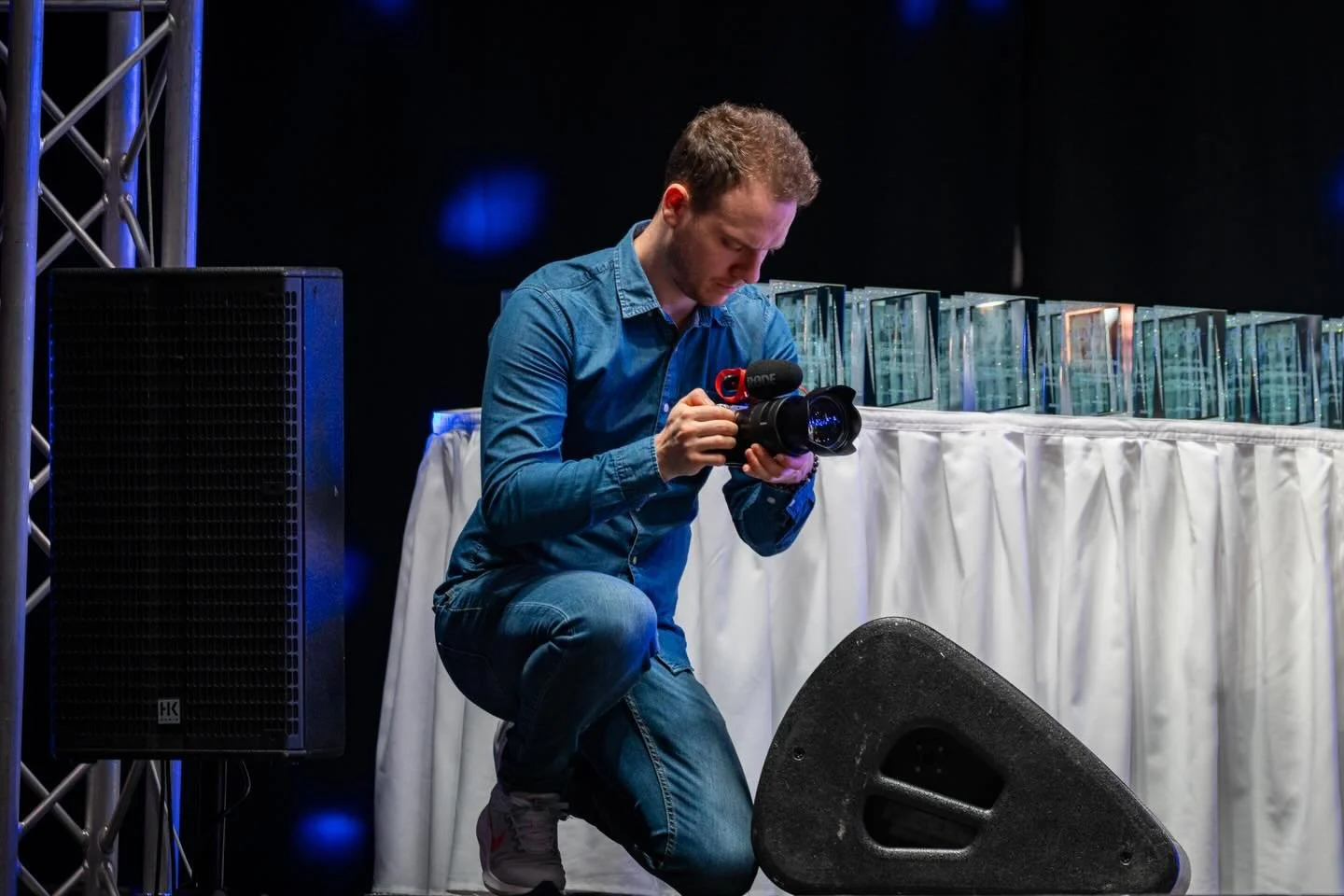 Just with my camera👌😊
📷 @hadambence 
&bull;
#cameraman #create #sonyalpha #sony #workhard