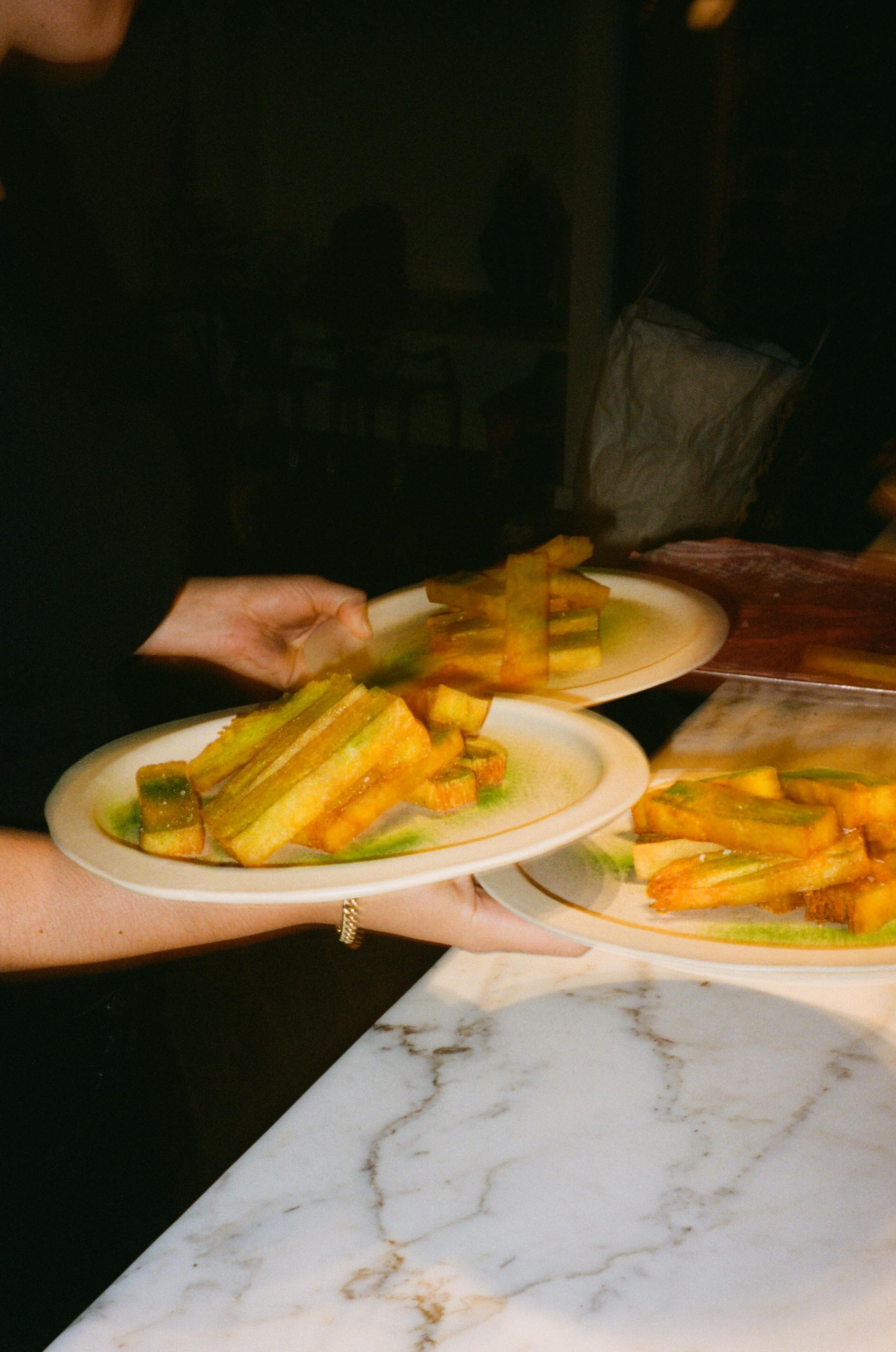 lizzy + yuki_analogue 43.jpg