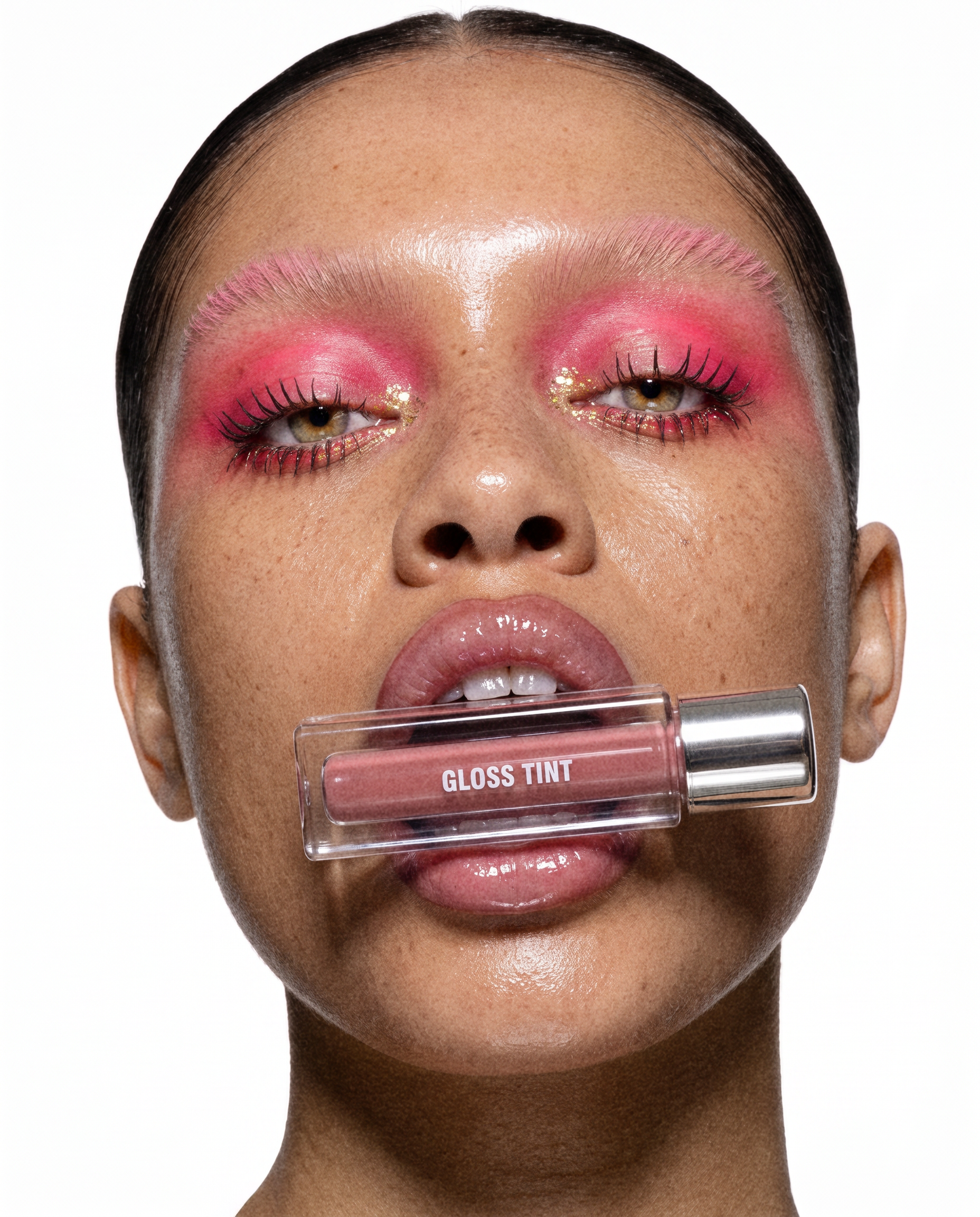 Mixed woman 25 years old with lipstick
