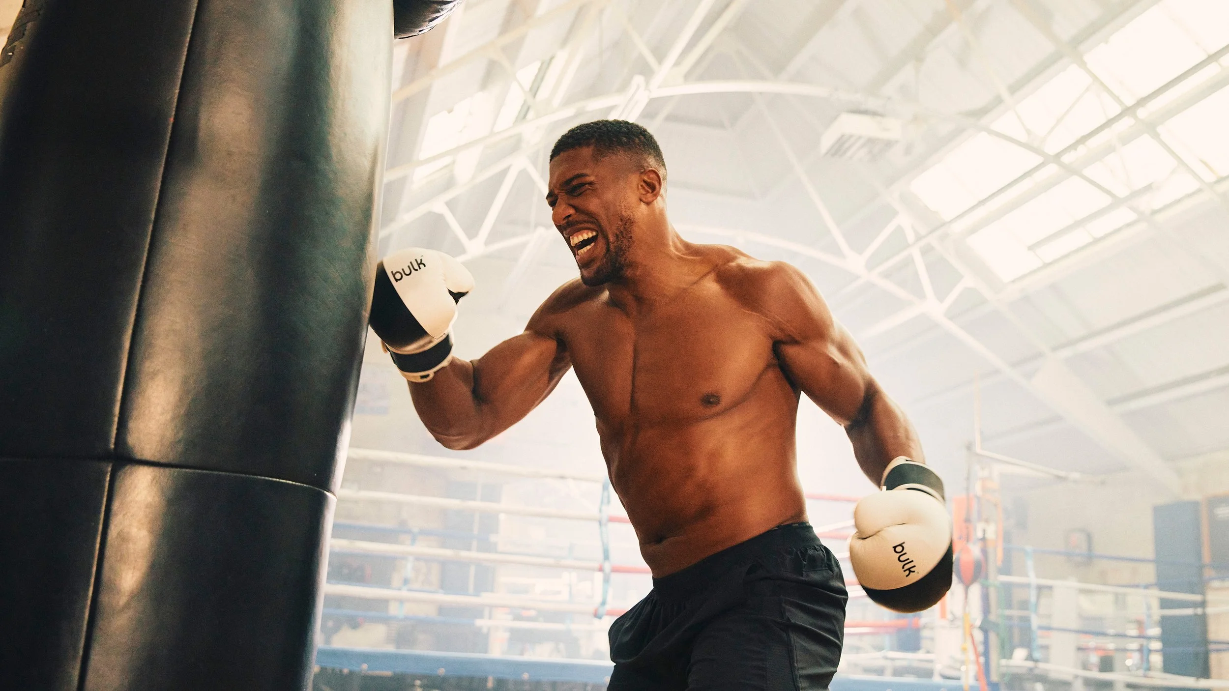 BBT_PhotographyArtDirection_0011_2023-04-21-UNCOVERED_BULK_AJ-1325-2-edited copy.jpg