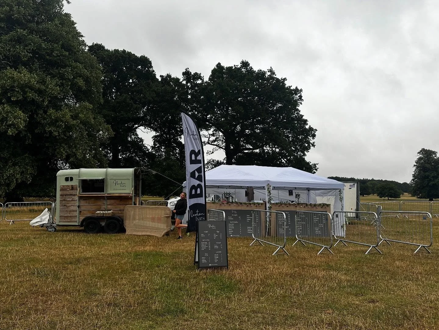 Great Sunday to finish off the week!

A full set up needed with nearly 3,500 bikers! And all for a great cause @maa_charity 

See you next year 🍺