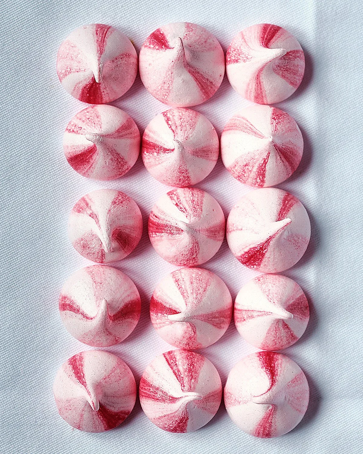 Meringue kisses - the perfect wedding favour - recipe featured in Glossy magazine